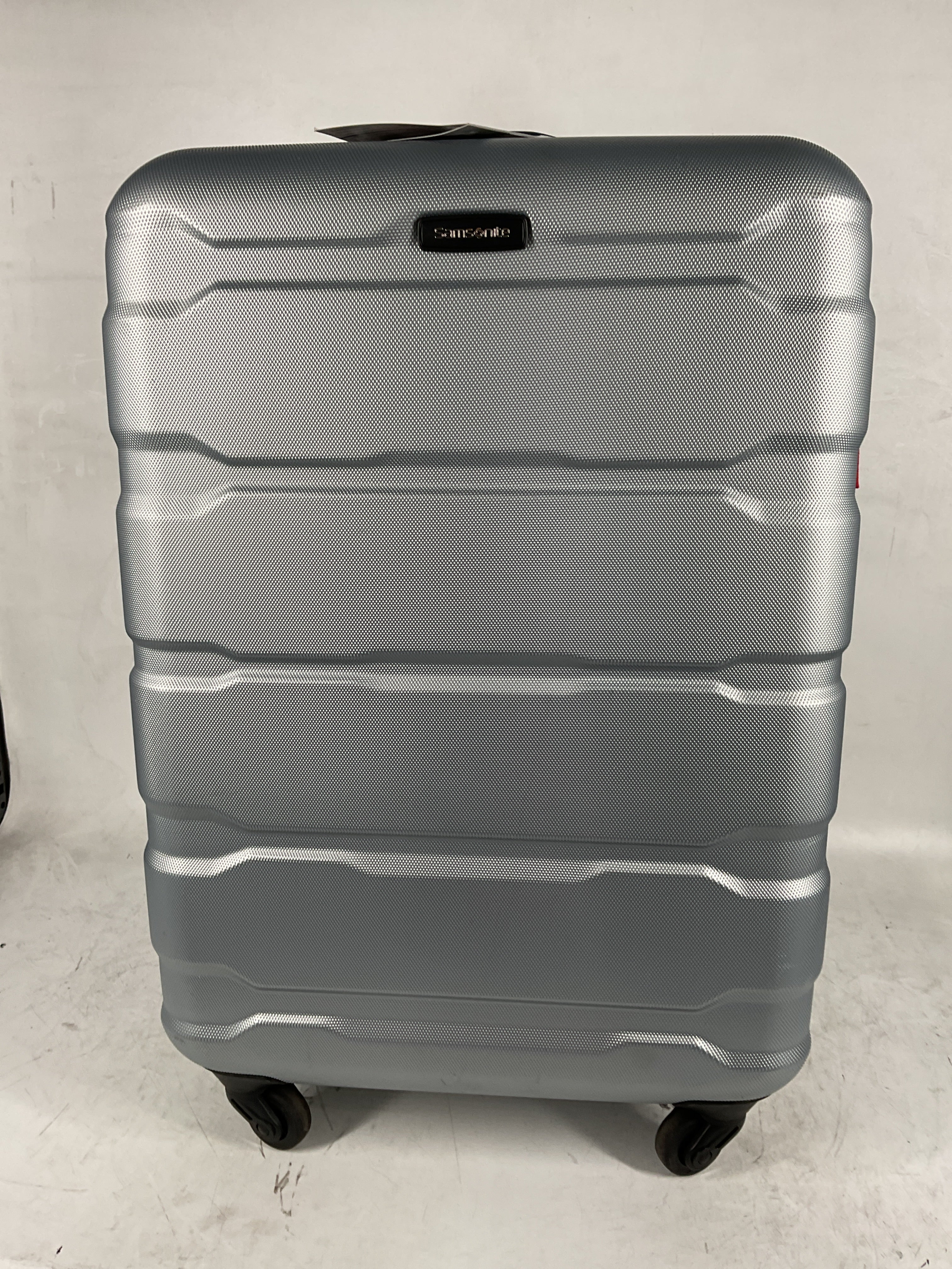 Samsonite Omni Pc Hardside Expandable Luggage with Spinner Wheels Silver Checked Medium 24 Inch U5