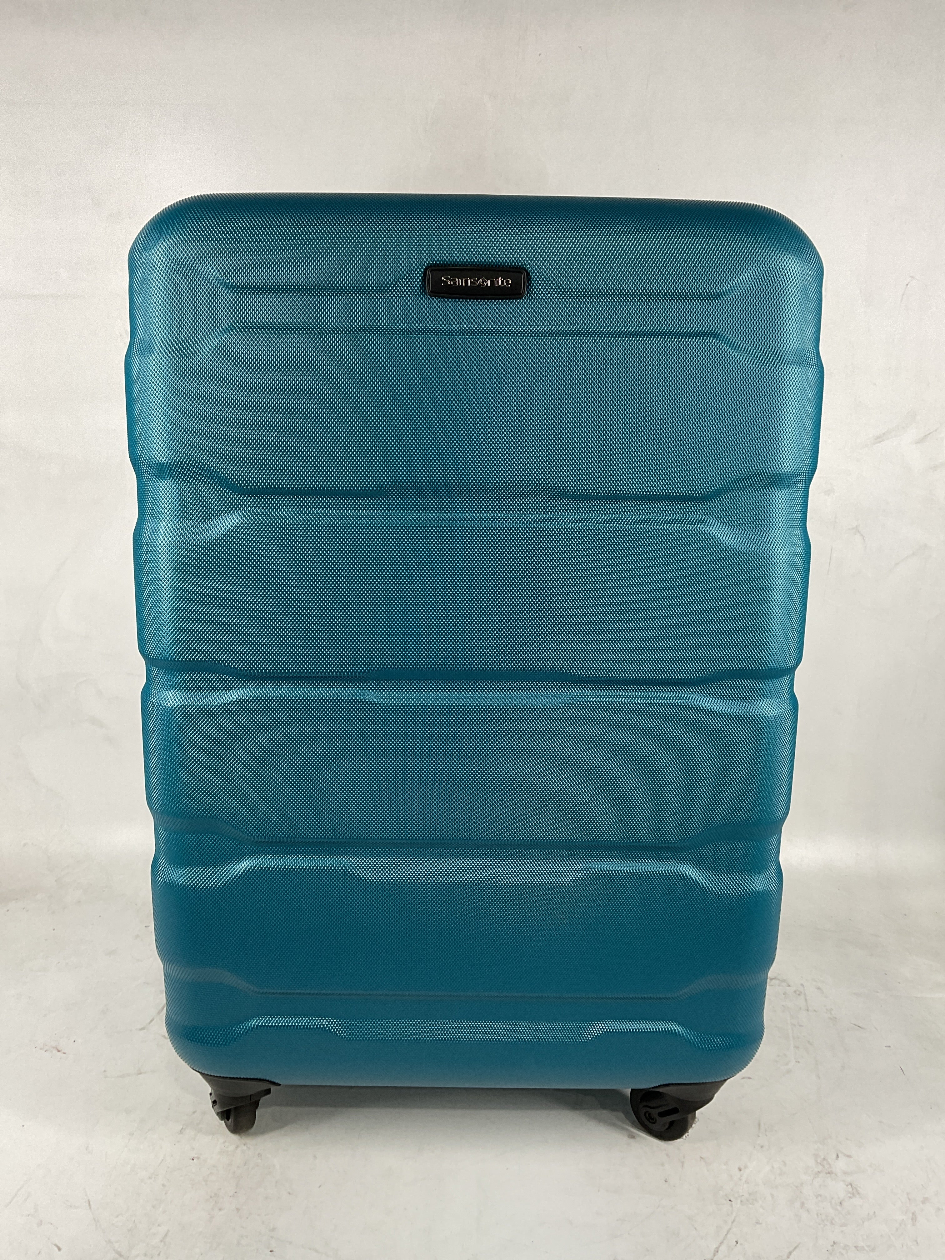 Samsonite Omni Pc Hardside Expandable Luggage with Spinner Wheels Caribbean Blue Checked Medium 24 Inch U13