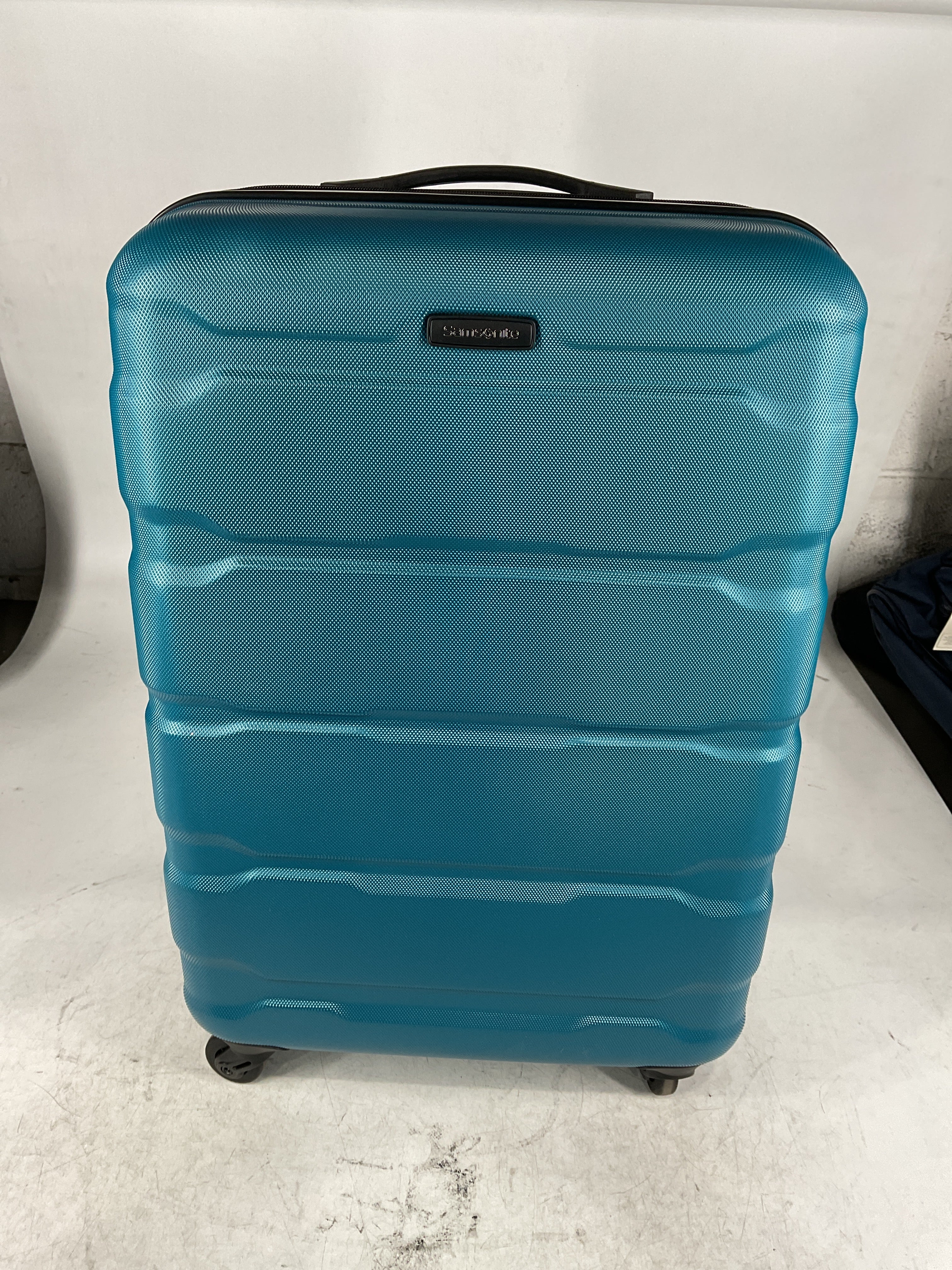 Samsonite Omni Pc Hardside Expandable Luggage with Spinner Wheels U7