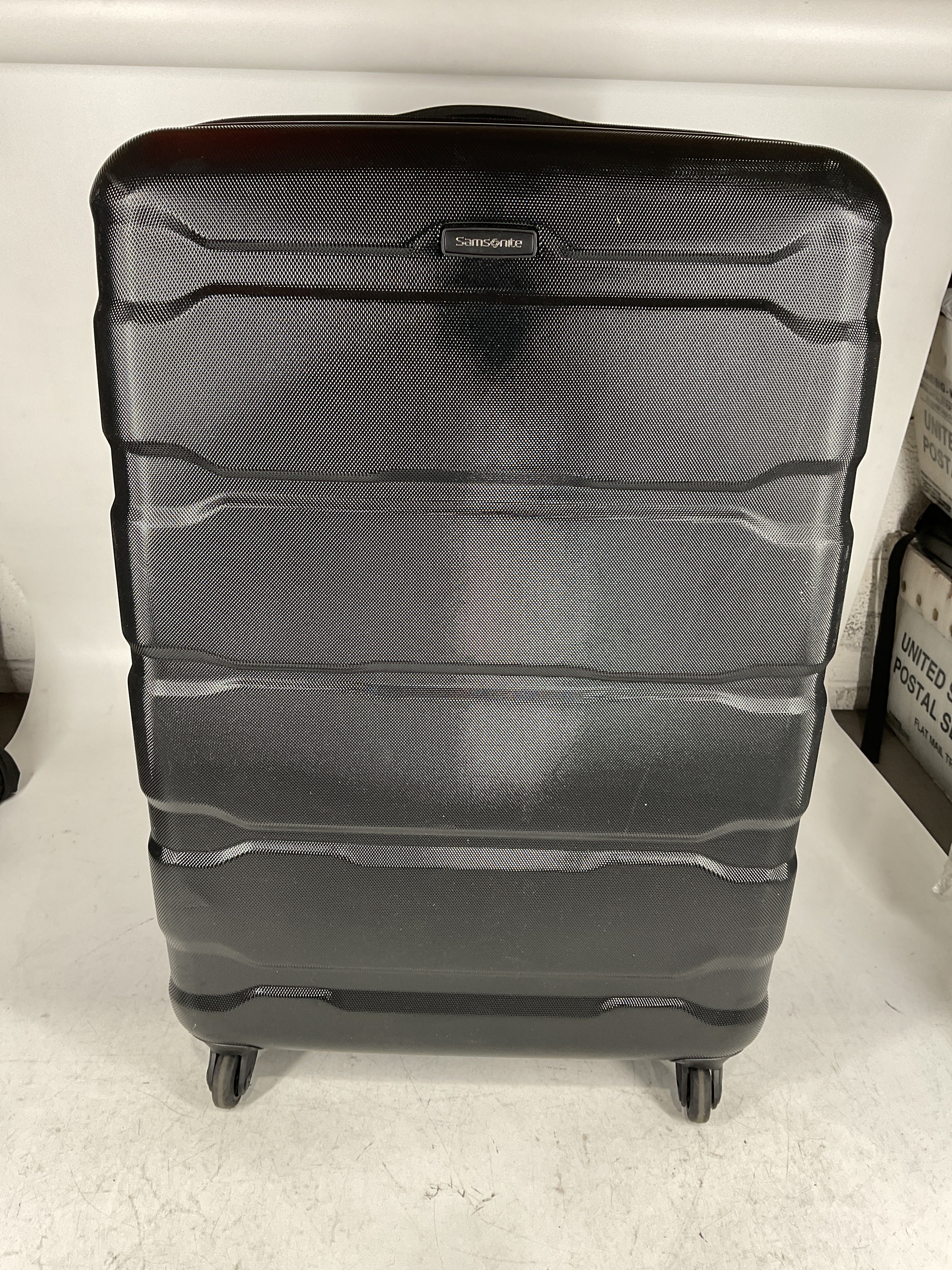 Samsonite Omni Pc Hardside Expandable Luggage with Spinner Wheels U13