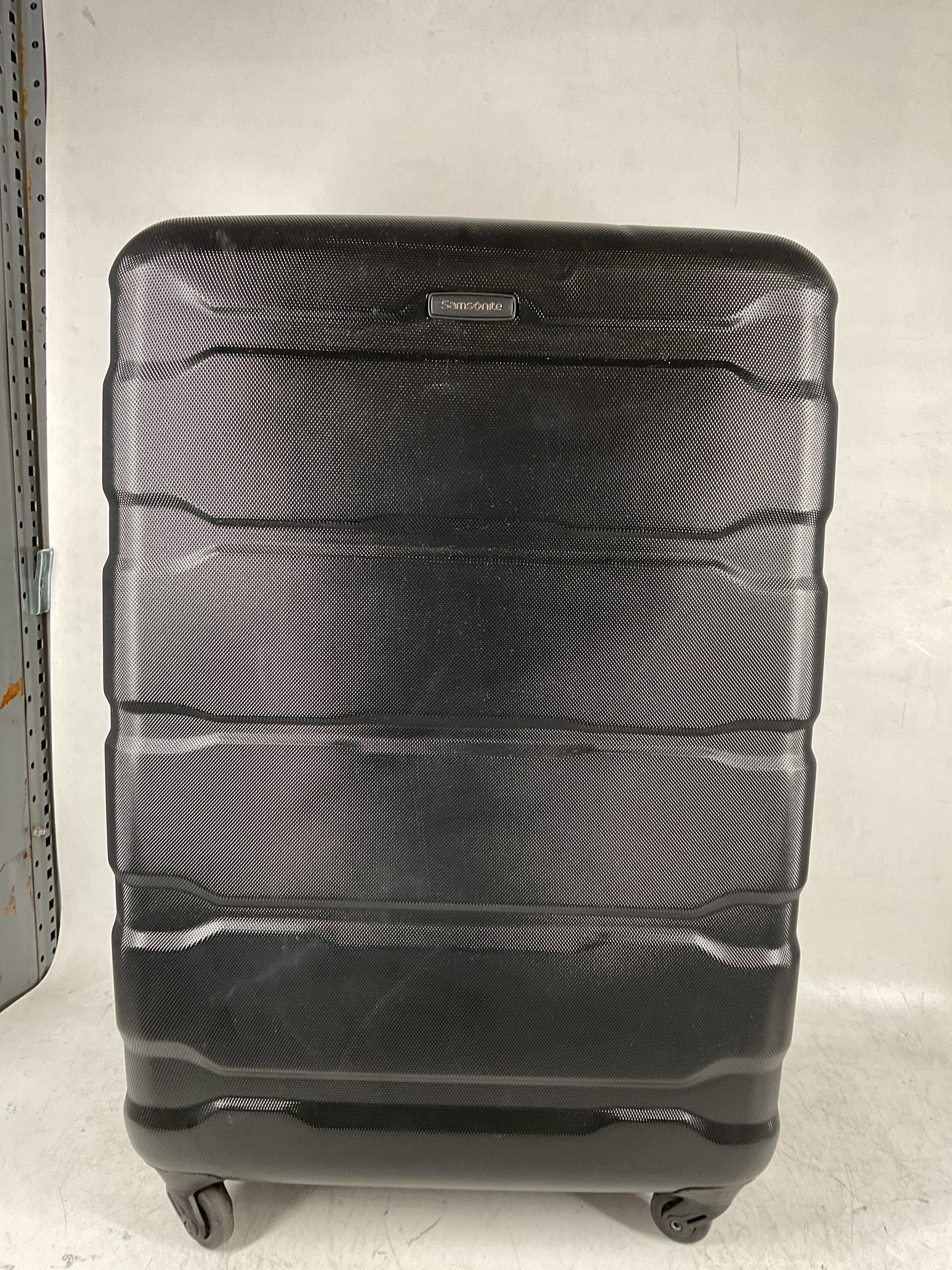 Samsonite Omni Pc Hardside Expandable Luggage with Spinner Wheels ( Black , Checked-Large 28-Inch ) Black Checked Large 28 Inch U22