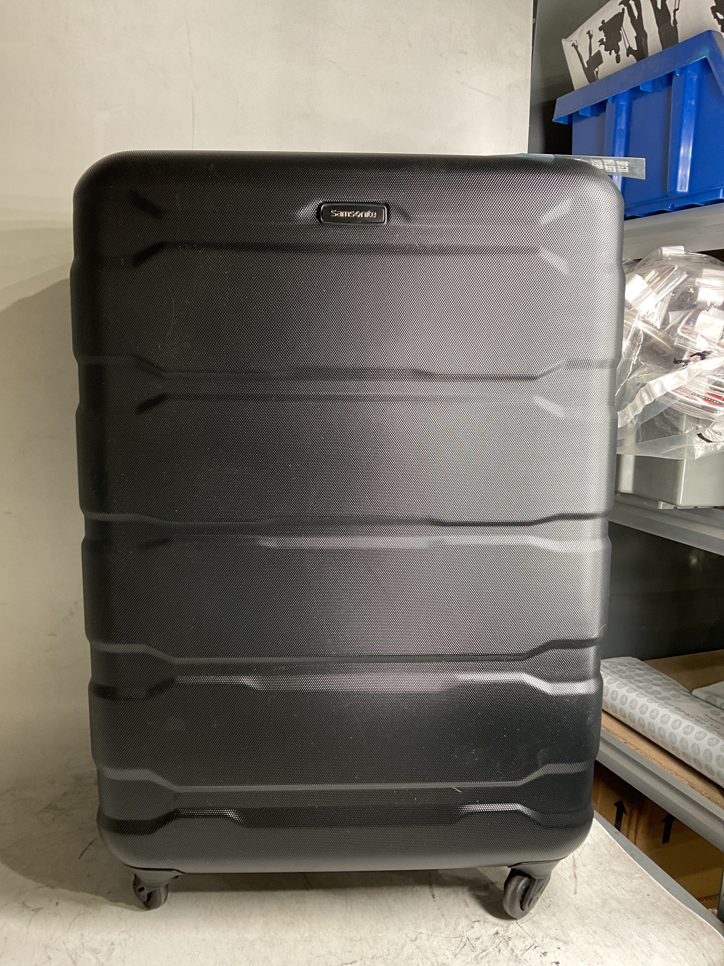 Samsonite Omni Pc Hardside Expandable Luggage with Spinner Wheels ( Black , Checked-Large 28-Inch ) Black Checked Large 28 Inch U37