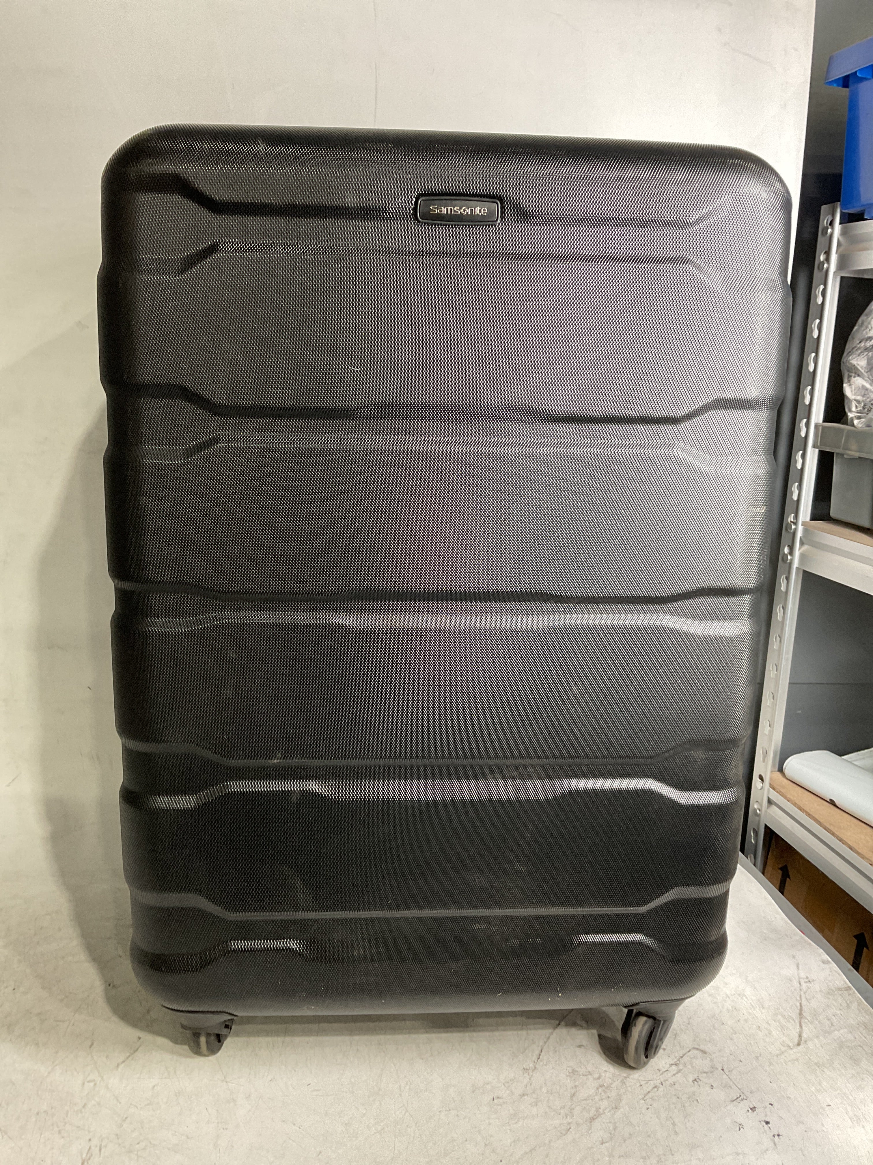 Samsonite Omni Pc Hardside Expandable Luggage with Spinner Wheels ( Black , Checked-Large 28-Inch ) Black Checked Large 28 Inch U42