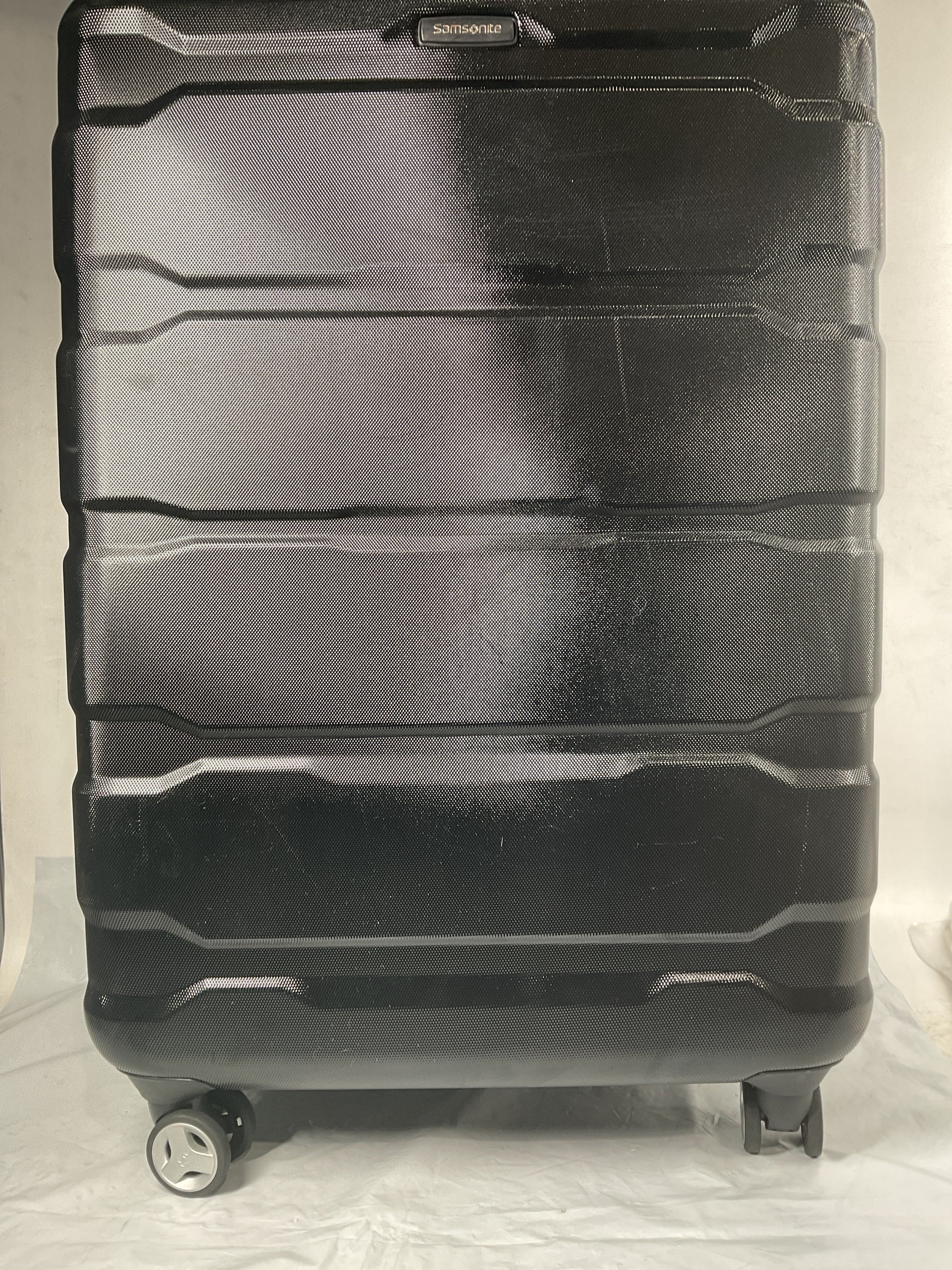 Samsonite Omni Pc Hardside Expandable Luggage with Spinner Wheels ( Black , Checked-Large 28-Inch ) Black Checked Large 28 Inch U47