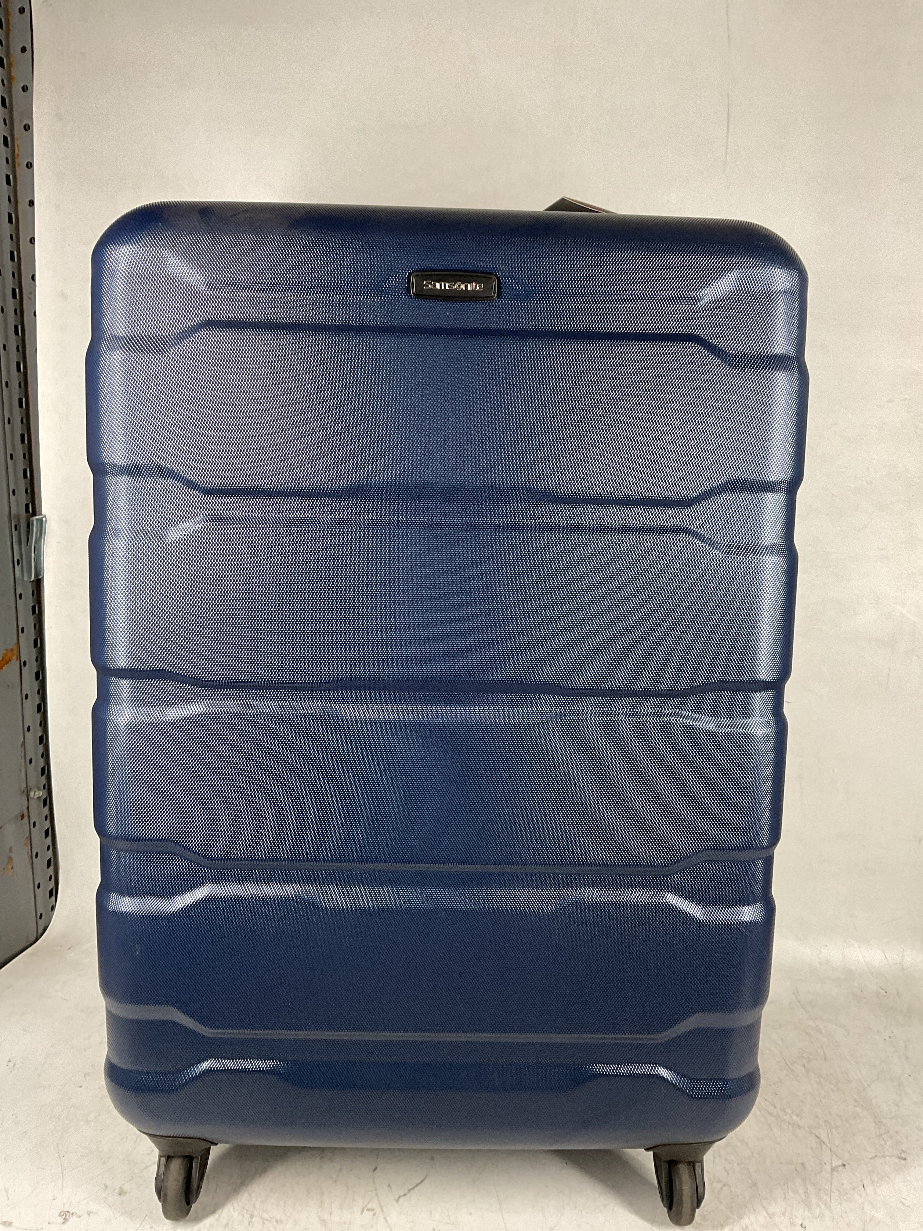 Samsonite Omni Pc Hardside Expandable Luggage with Spinner Wheels ( Navy , Checked-Large 28-Inch ) Navy Checked Large 28 Inch U62
