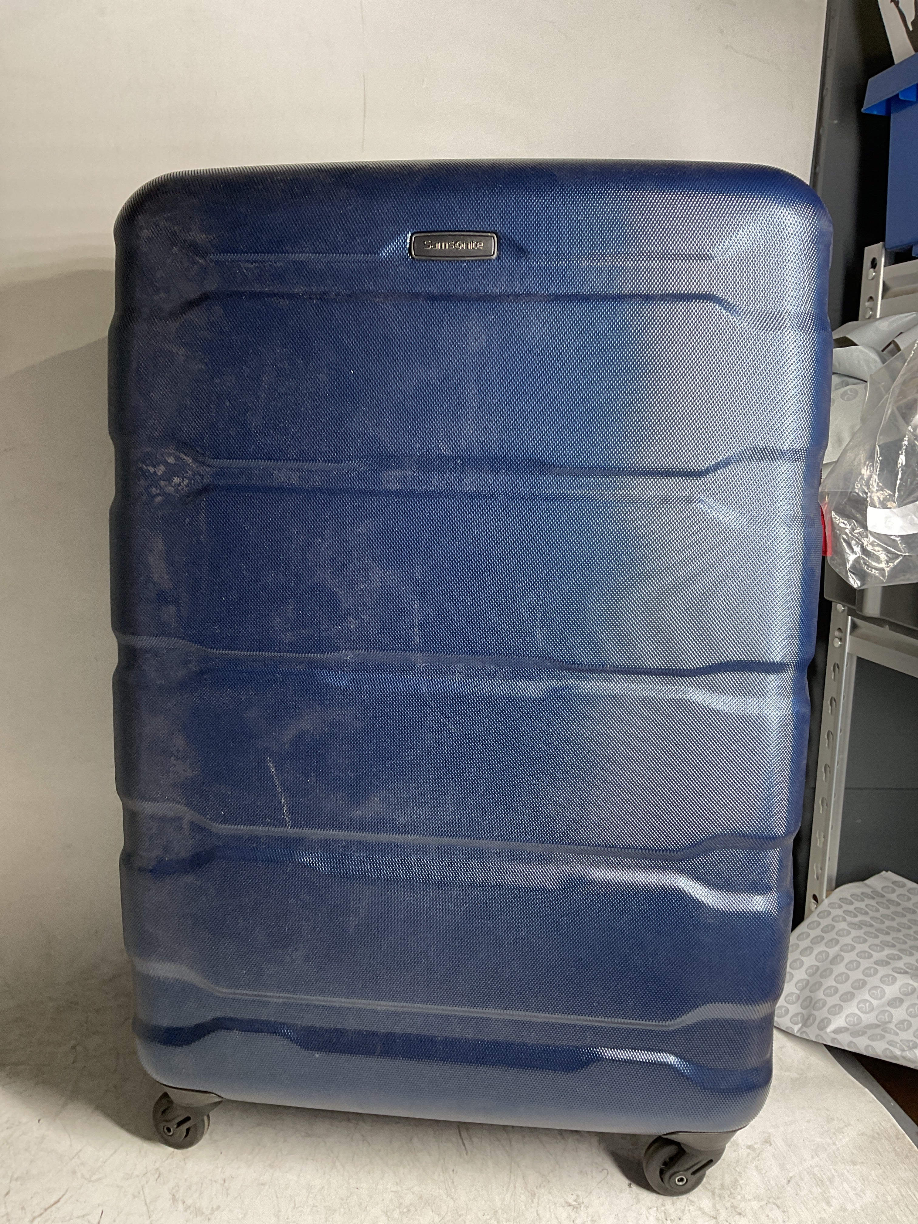 Samsonite Omni Pc Hardside Expandable Luggage with Spinner Wheels ( Navy , Checked-Large 28-Inch ) Navy Checked Large 28 Inch U70