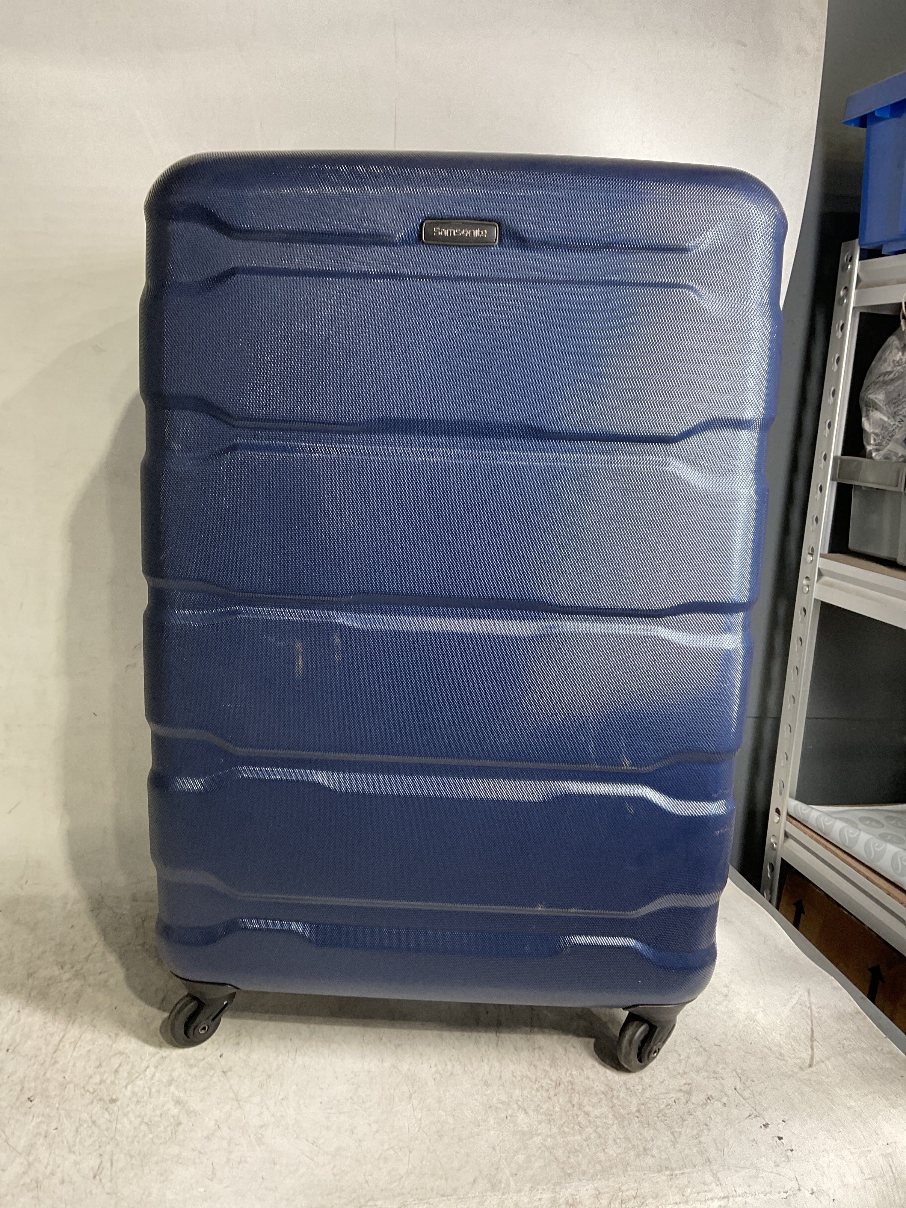 Samsonite Omni Pc Hardside Expandable Luggage with Spinner Wheels ( Navy , Checked-Large 28-Inch ) Navy Checked Large 28 Inch U75