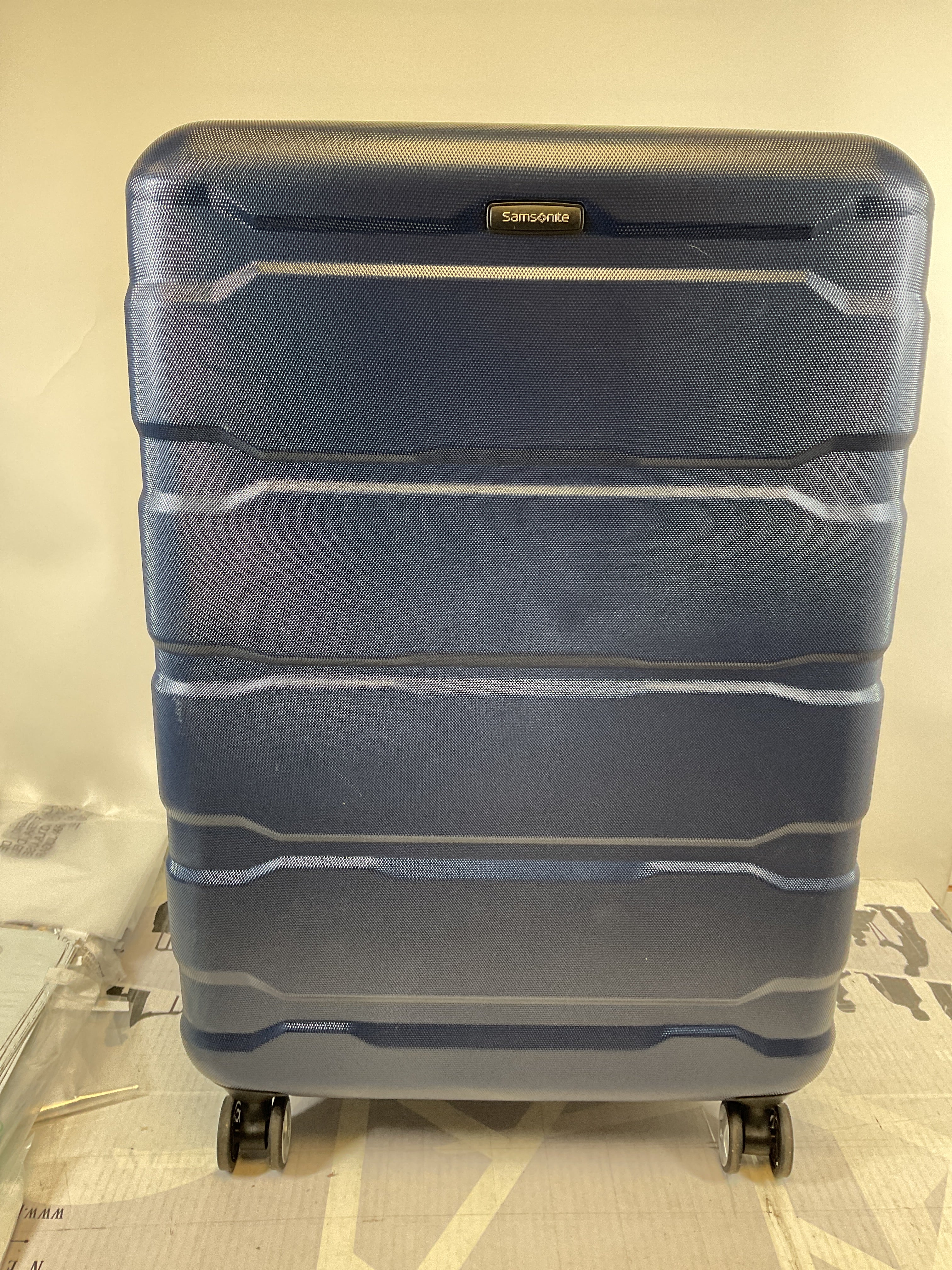 Samsonite Omni Checked-Large 28-Inch PC Hardside Expandable Luggage with Spinner Wheels ( Navy , Checked-Large 28-Inch ) Navy Checked Large 28 Inch U98