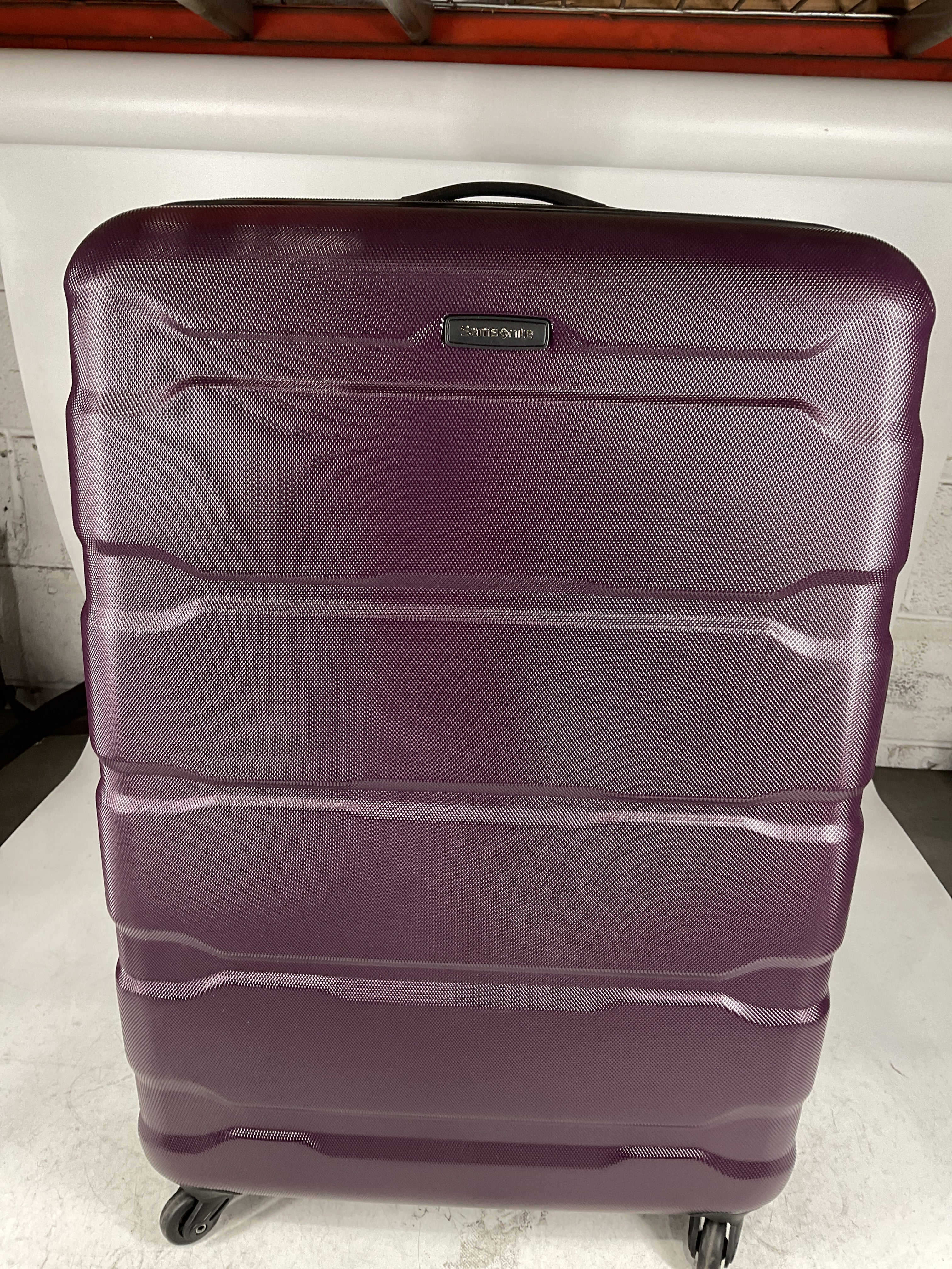 Samsonite Omni Pc Hardside Expandable Luggage with Spinner Wheels U17