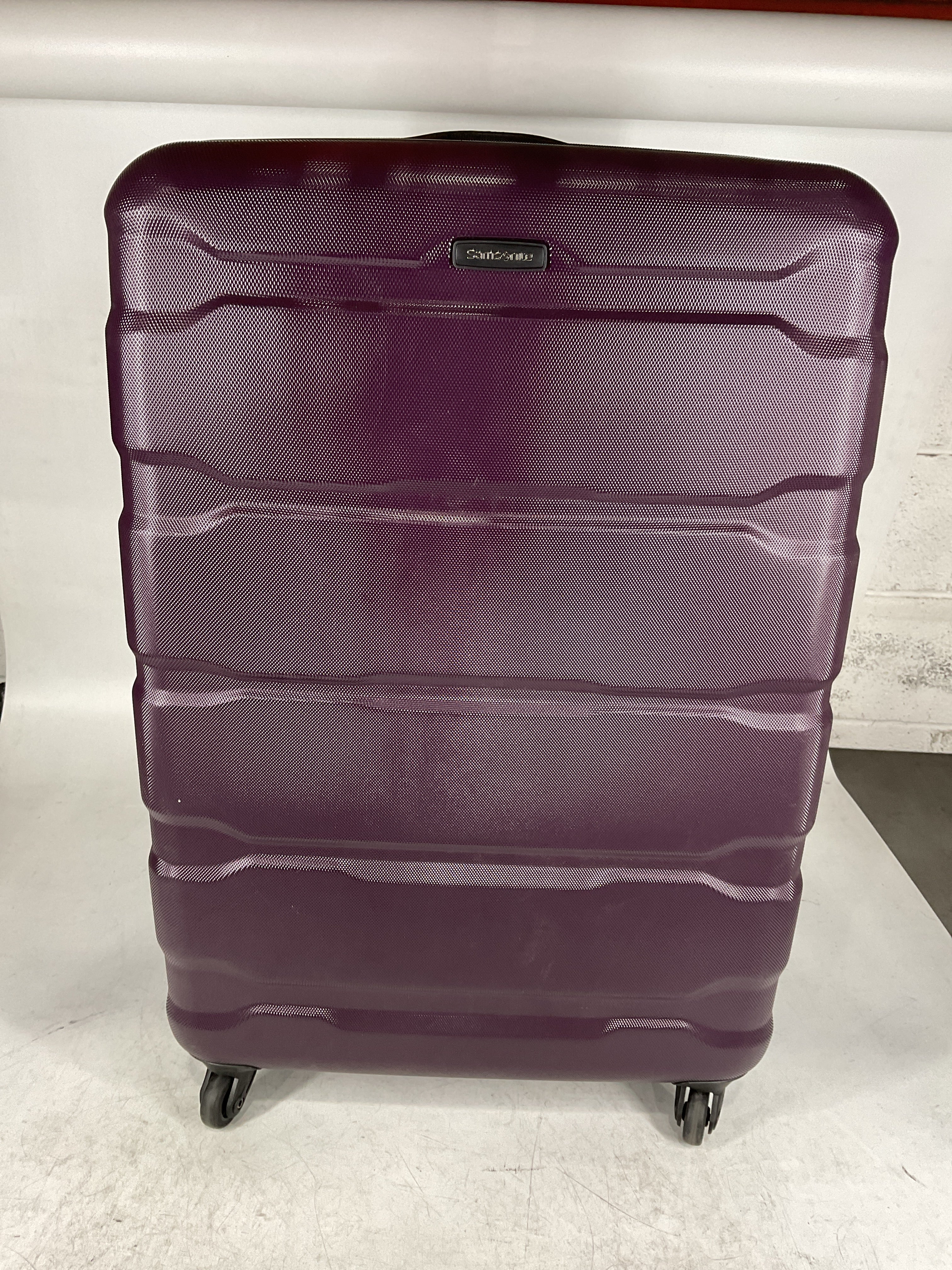 Samsonite Omni Pc Hardside Expandable Luggage with Spinner Wheels U18