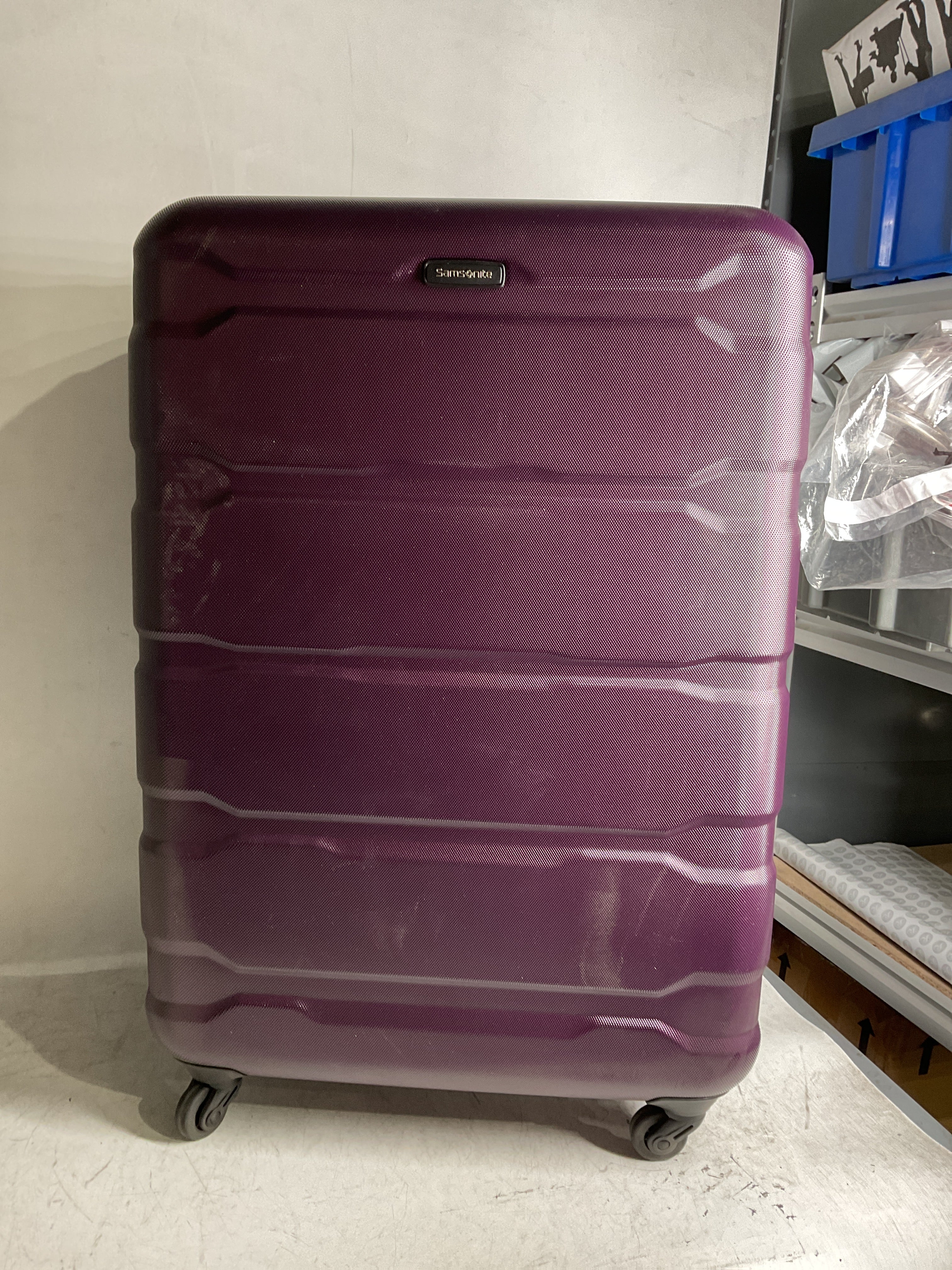 Samsonite Omni Pc Hardside Expandable Luggage with Spinner Wheels ( Purple , Checked-Large 28-Inch ) Purple Checked Large 28 Inch U56