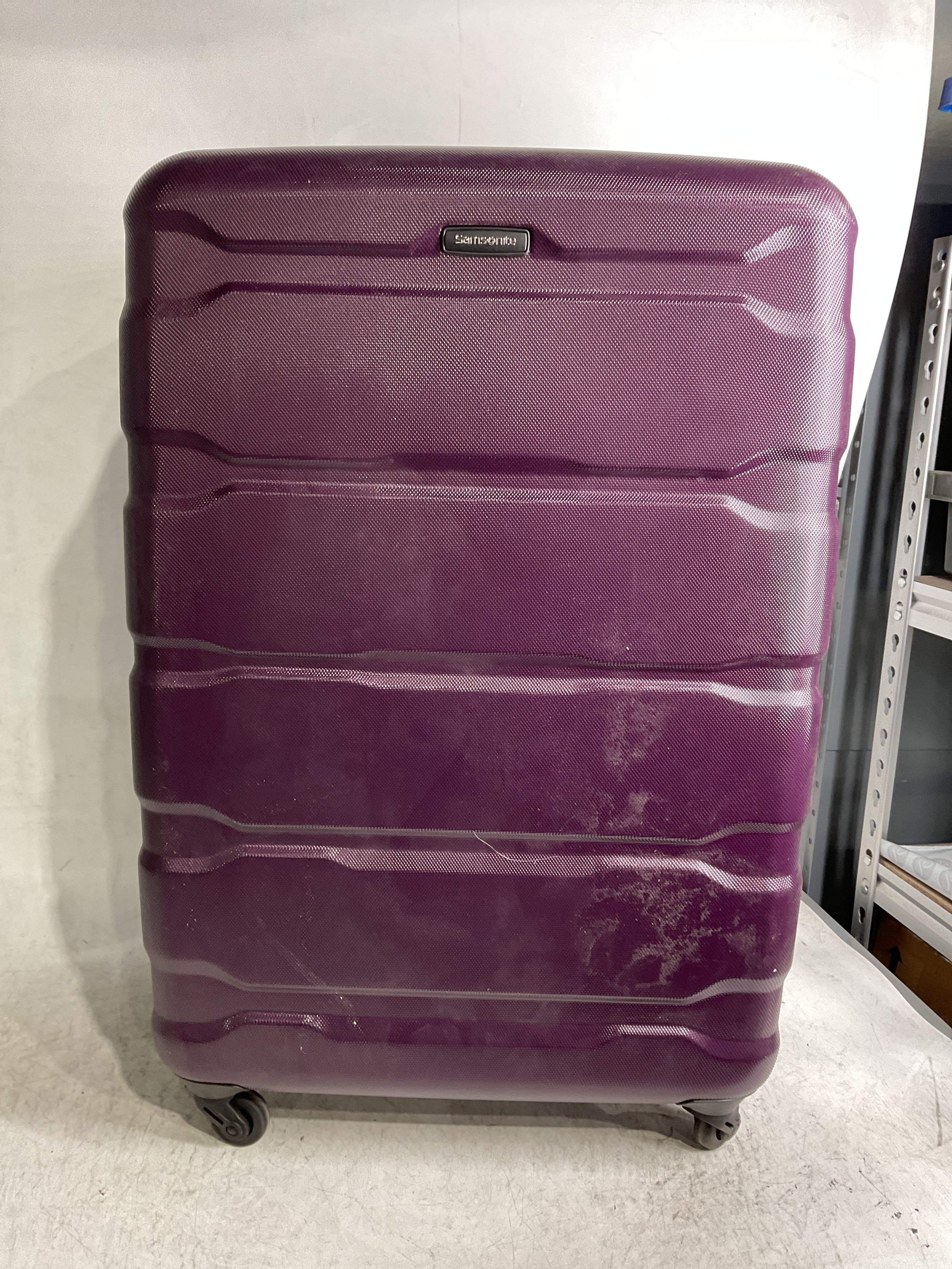 Samsonite Omni Pc Hardside Expandable Luggage with Spinner Wheels ( Purple , Checked-Large 28-Inch ) Purple Checked Large 28 Inch U61