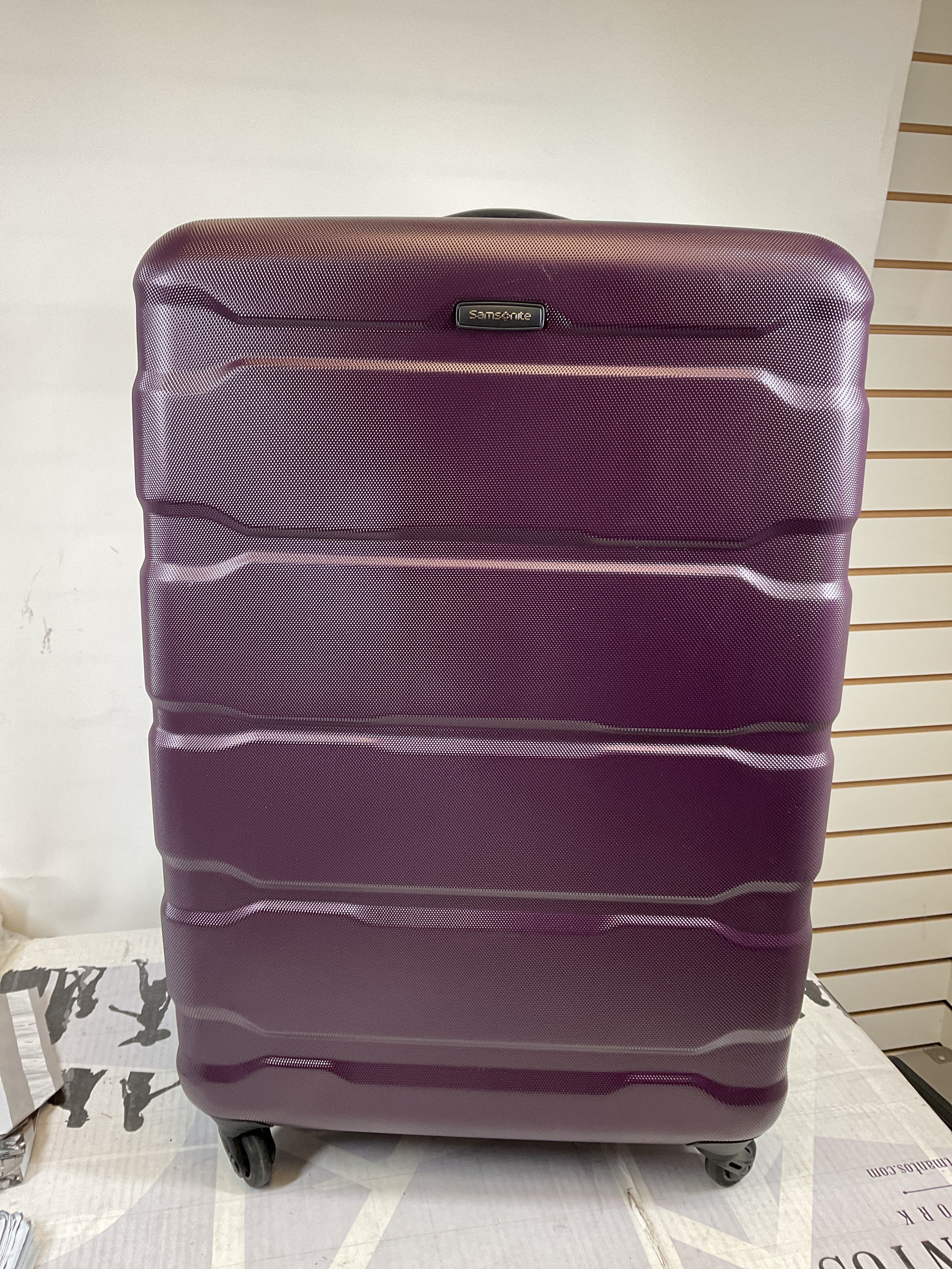 Samsonite Omni Checked-Large 28-Inch PC Hardside Expandable Luggage with Spinner Wheels ( Purple , Checked-Large 28-Inch ) Purple Checked Large 28 Inch U74