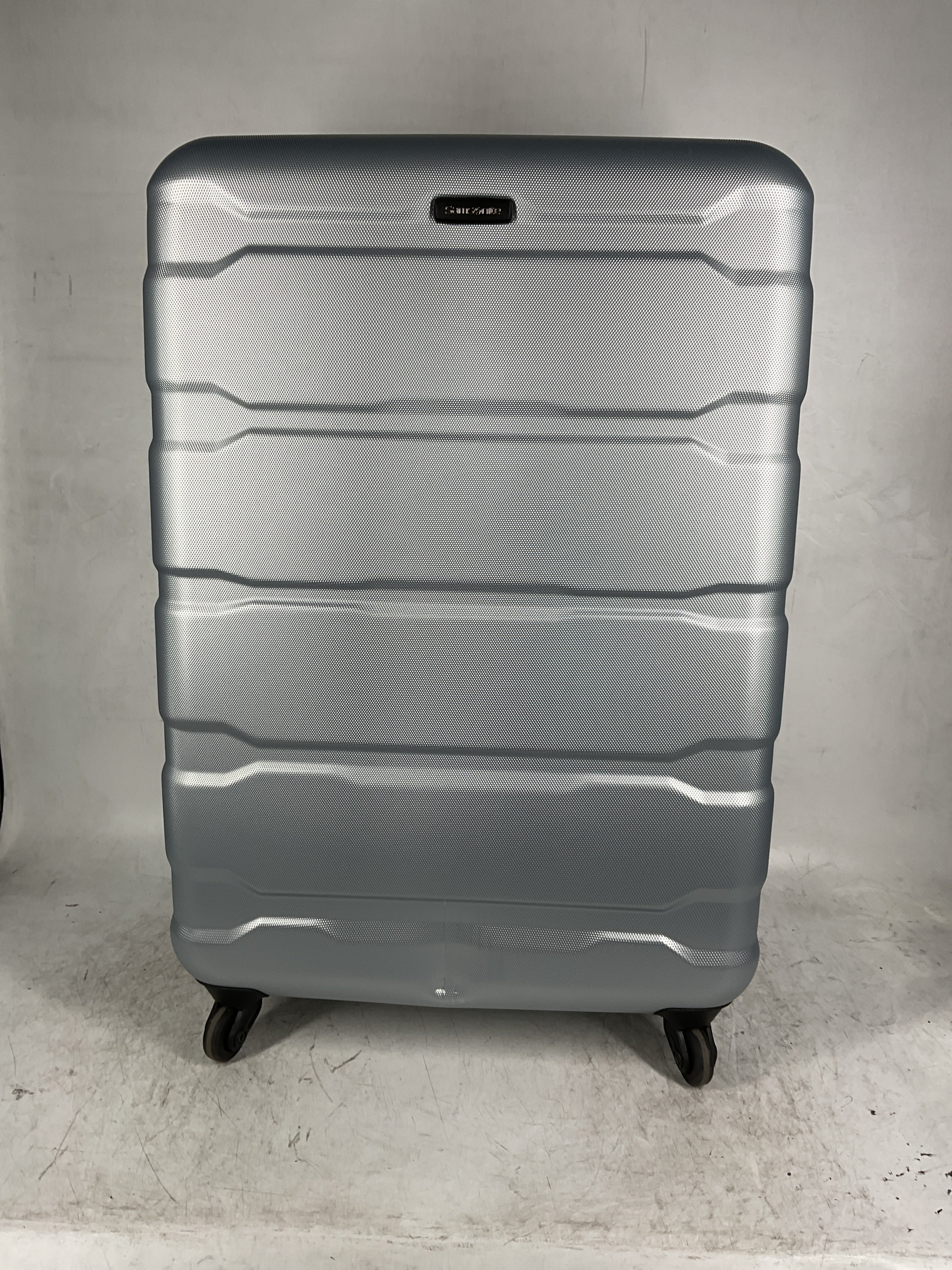 Samsonite Omni Pc Hardside Expandable Luggage with Spinner Wheels ( Silver , Checked-Large 28-Inch ) Silver Checked Large 28 Inch U7