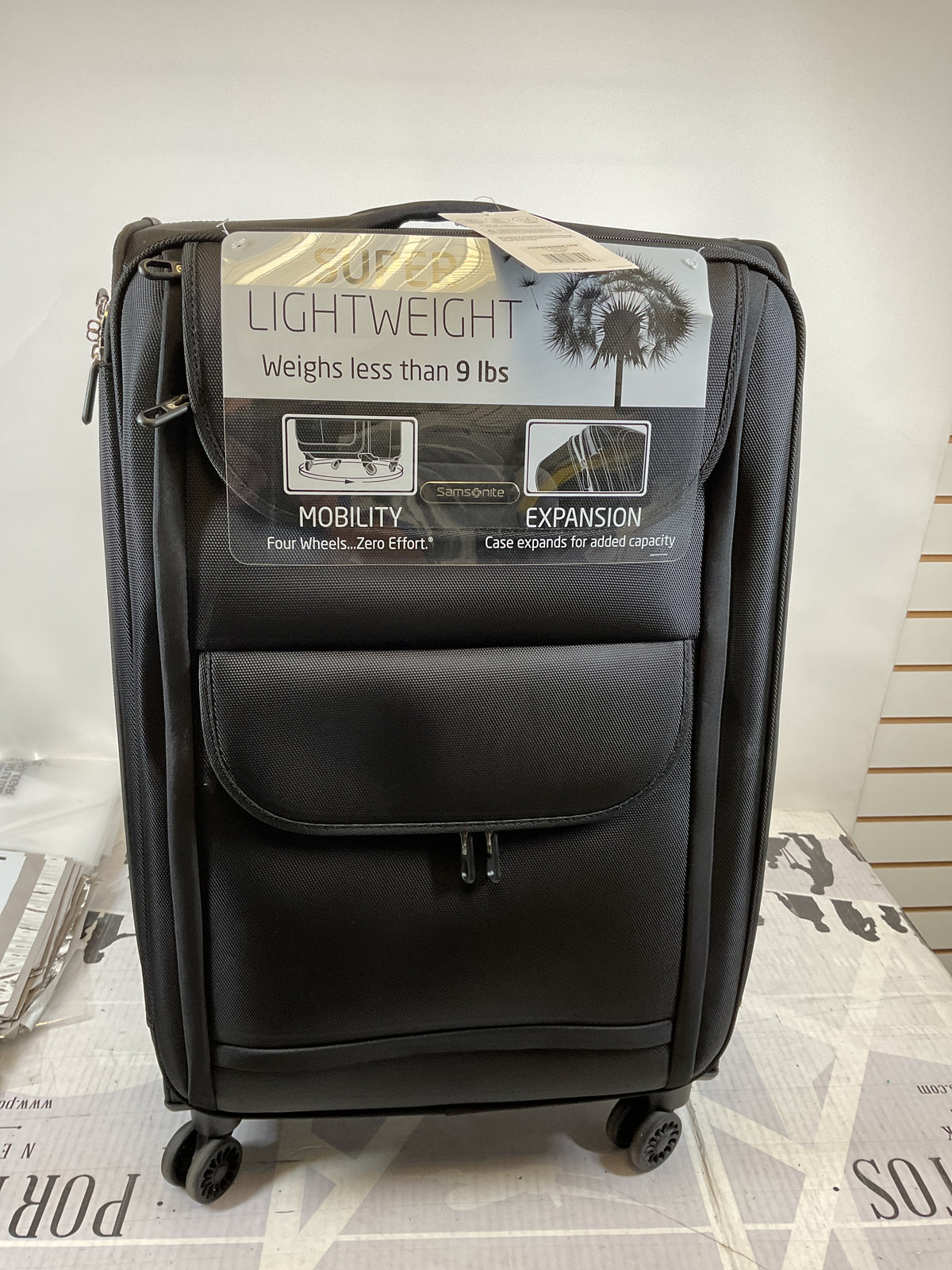 Samsonite Harborside LTD 25 in Medium Spinner U1