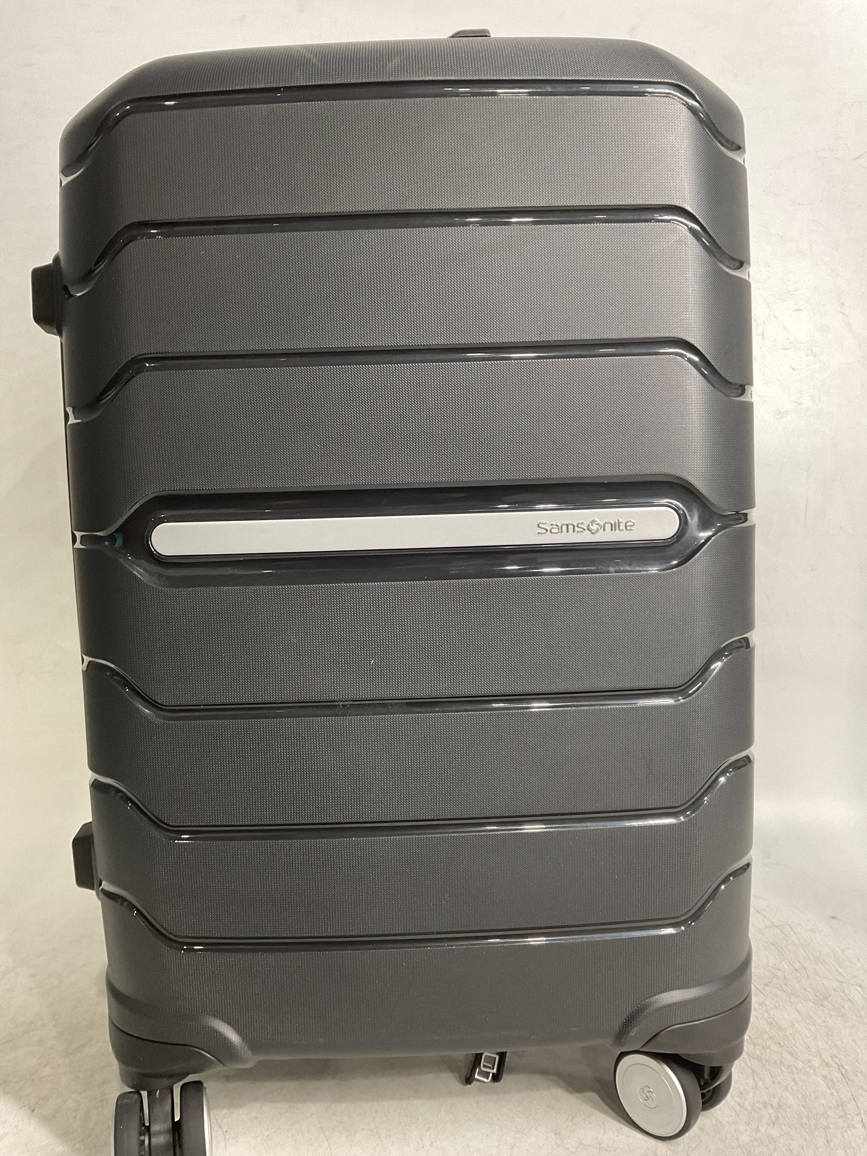 Samsonite Freeform Hardside Expandable with Double Spinner Wheels ( Black , Carry-On 21-Inch ) Black Carry On 21 Inch U17