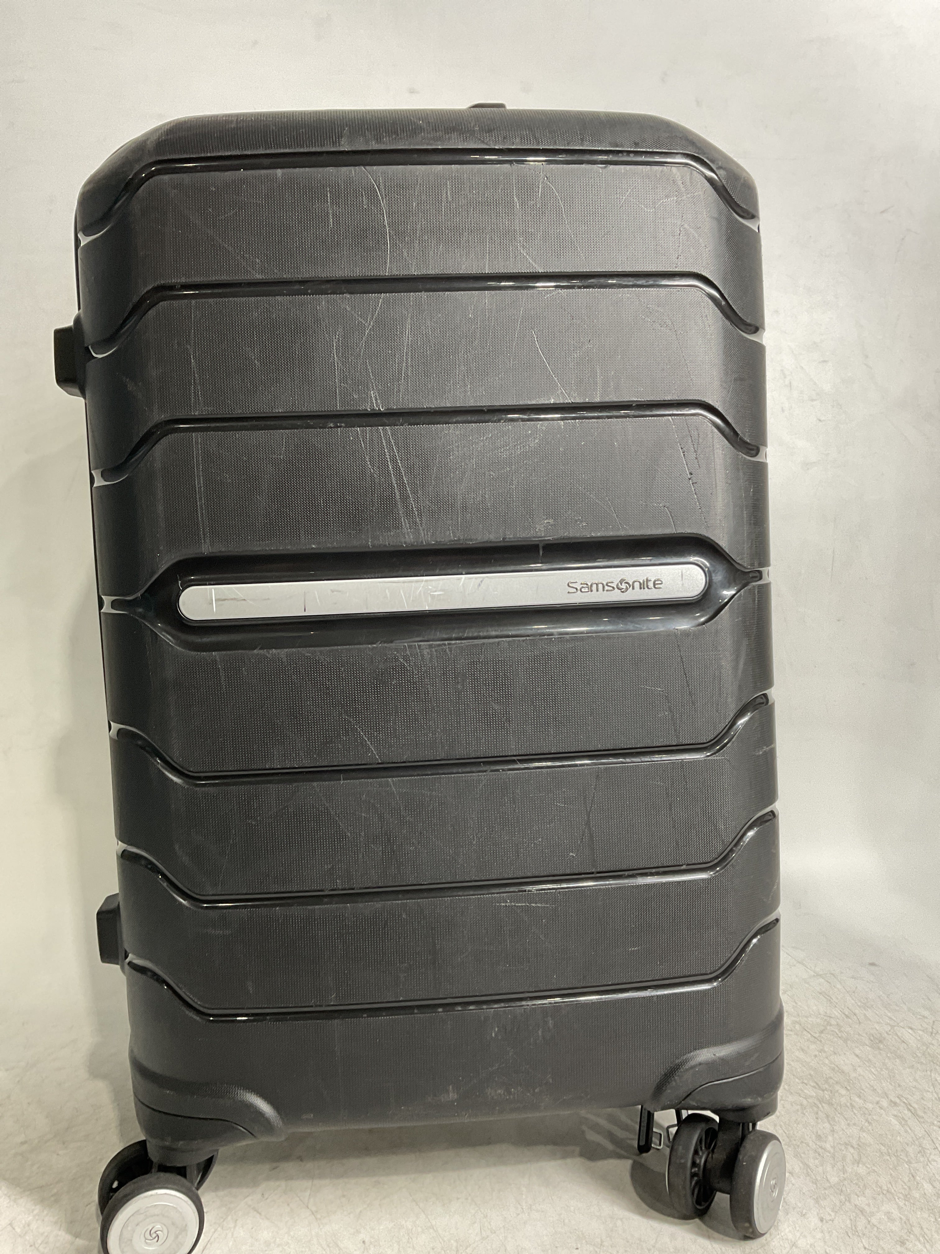 Samsonite Freeform Hardside Expandable with Double Spinner Wheels ( Black , Carry-On 21-Inch ) Black Carry On 21 Inch U21