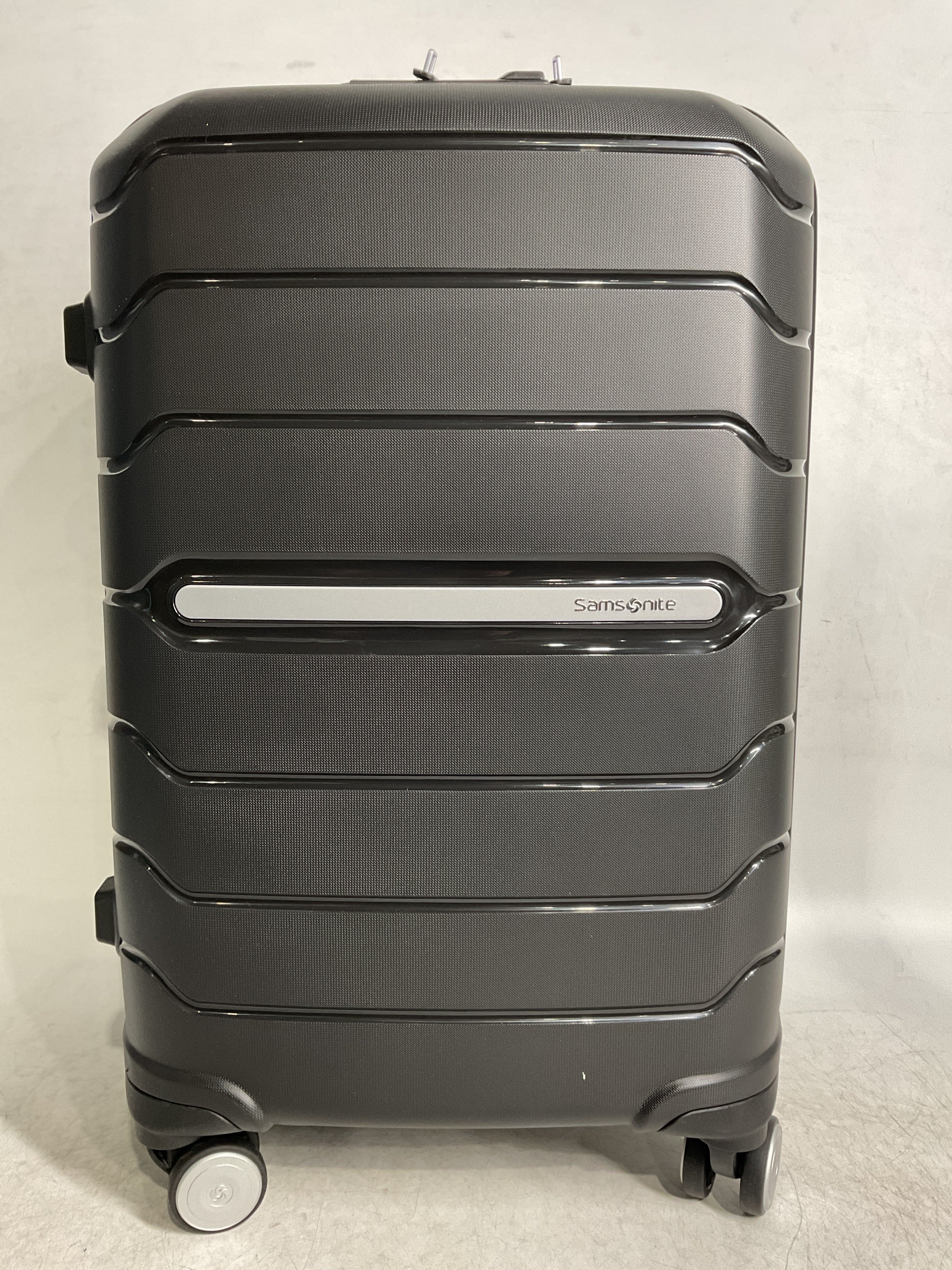 Samsonite Freeform Hardside Expandable with Double Spinner Wheels ( Black , Carry-On 21-Inch ) Black Carry On 21 Inch U22
