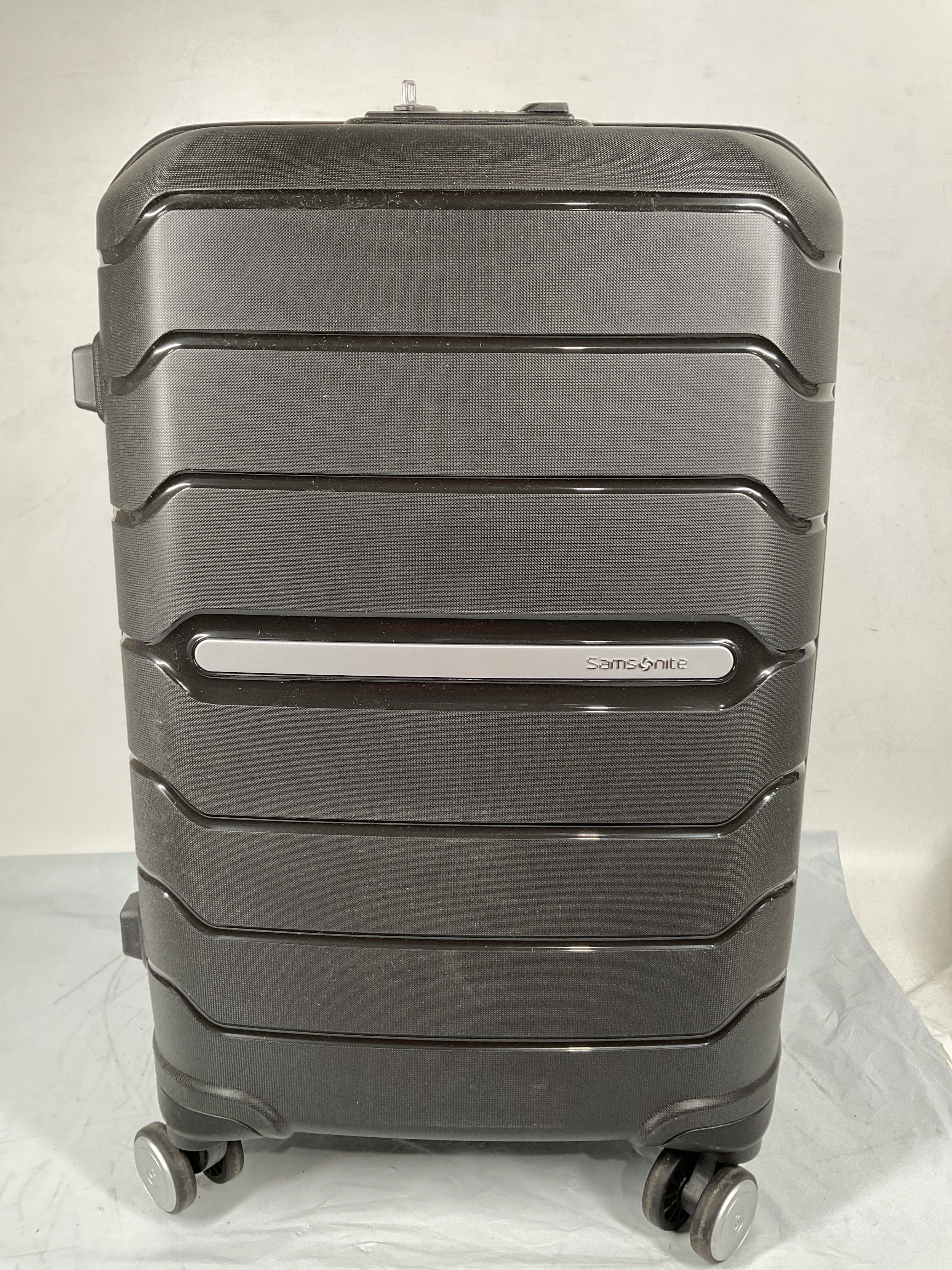 Samsonite Freeform Hardside Expandable with Double Spinner Wheels ( Black , Carry-on Spinner ) Black Carry On Spinner U27