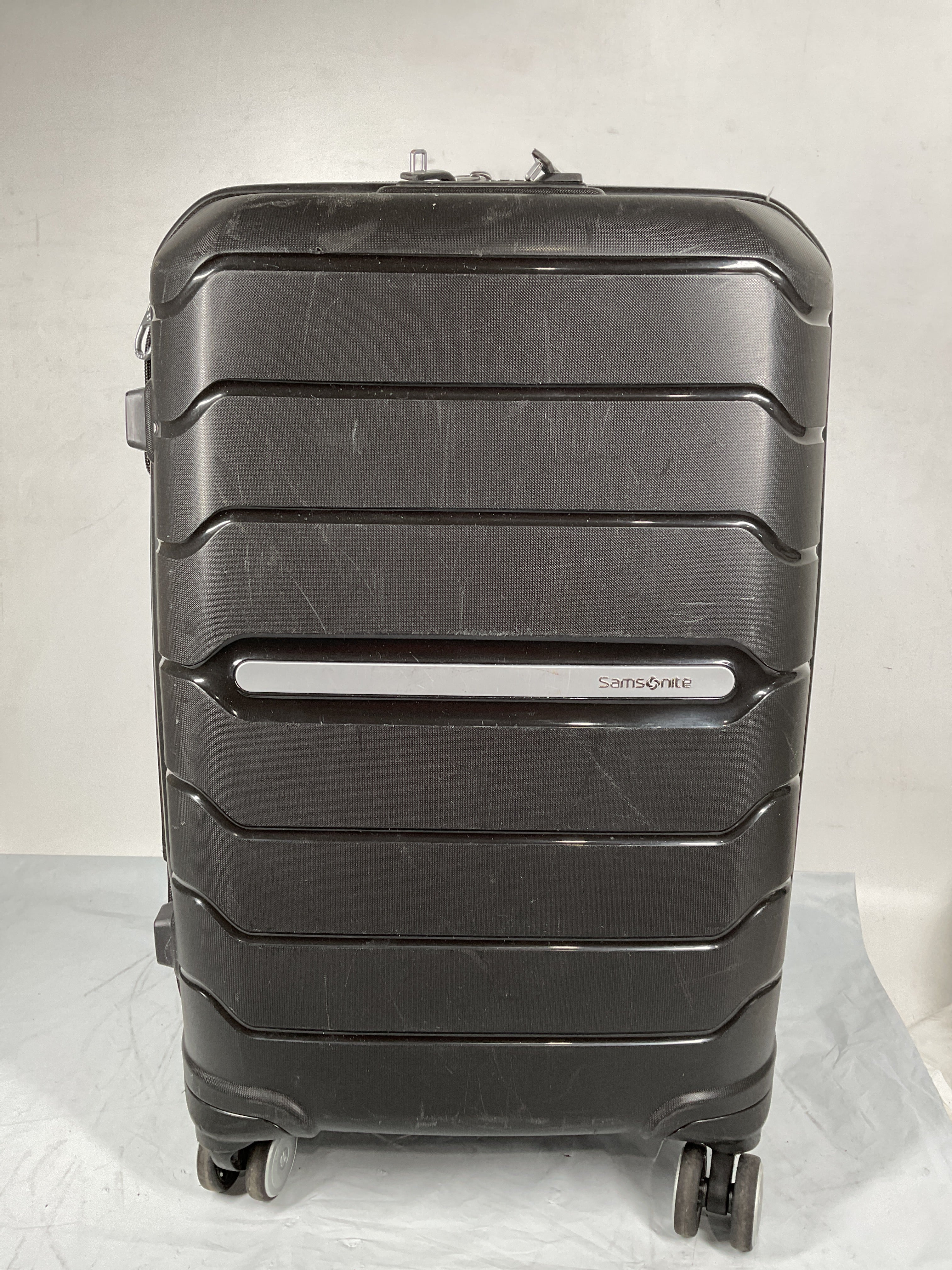 Samsonite Freeform Hardside Expandable with Double Spinner Wheels ( Black , Carry-on Spinner ) Black Carry On Spinner U28
