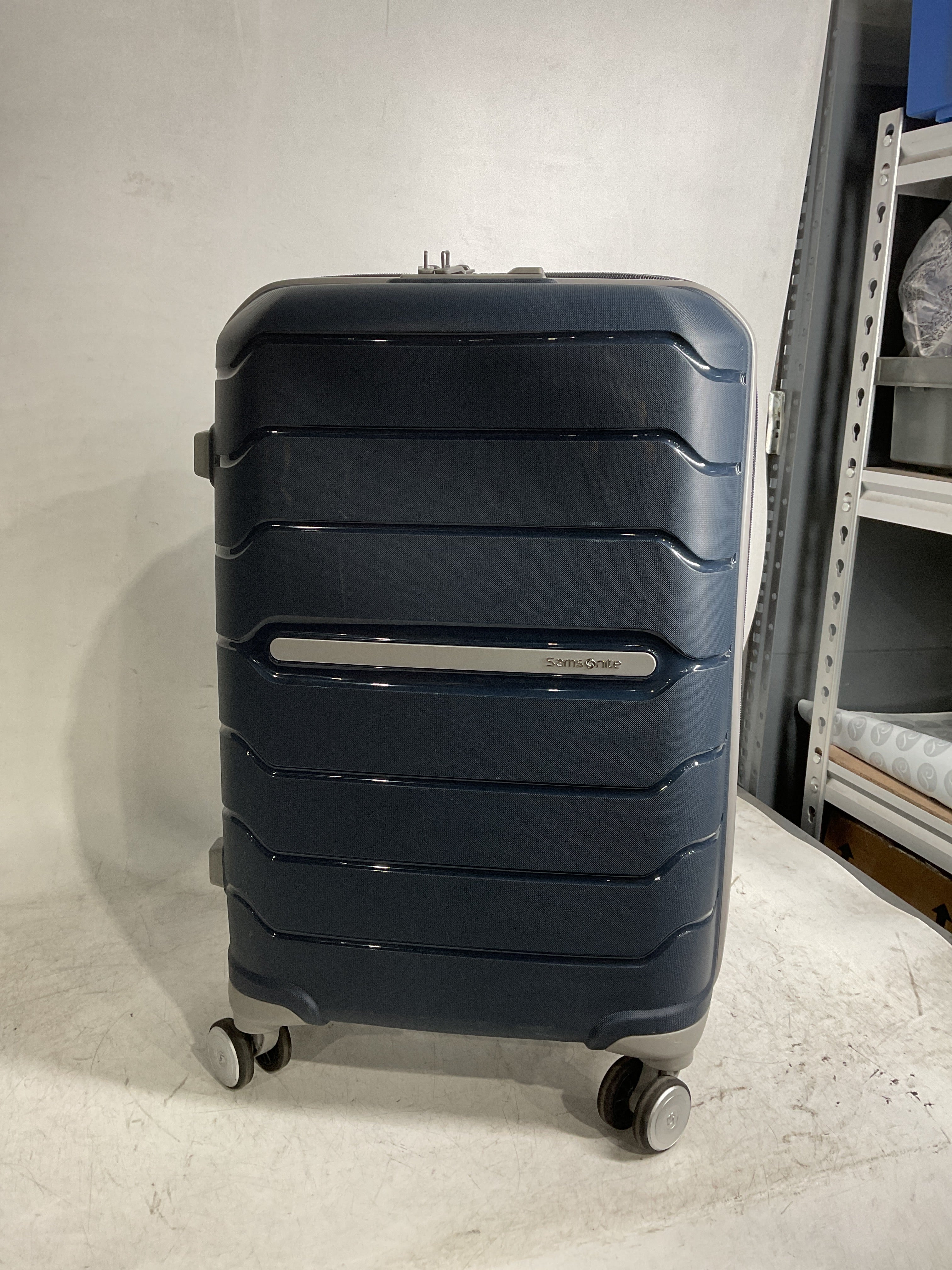 Samsonite Freeform Hardside Expandable with Double Spinner Wheels ( Navy , Carry-On 21-Inch ) Navy Carry On 21 Inch U10