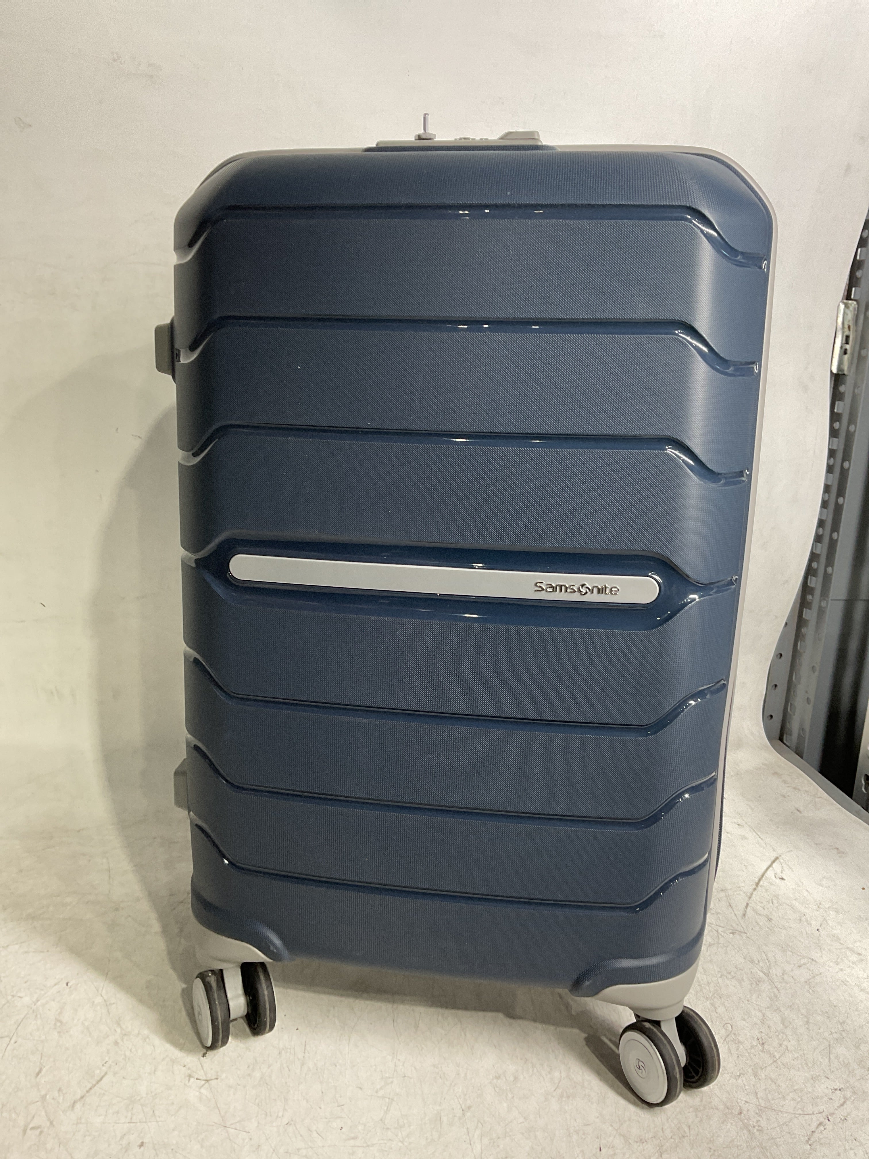 Samsonite Freeform Hardside Expandable with Double Spinner Wheels ( Navy , Carry-On 21-Inch ) Navy Carry On 21 Inch U12