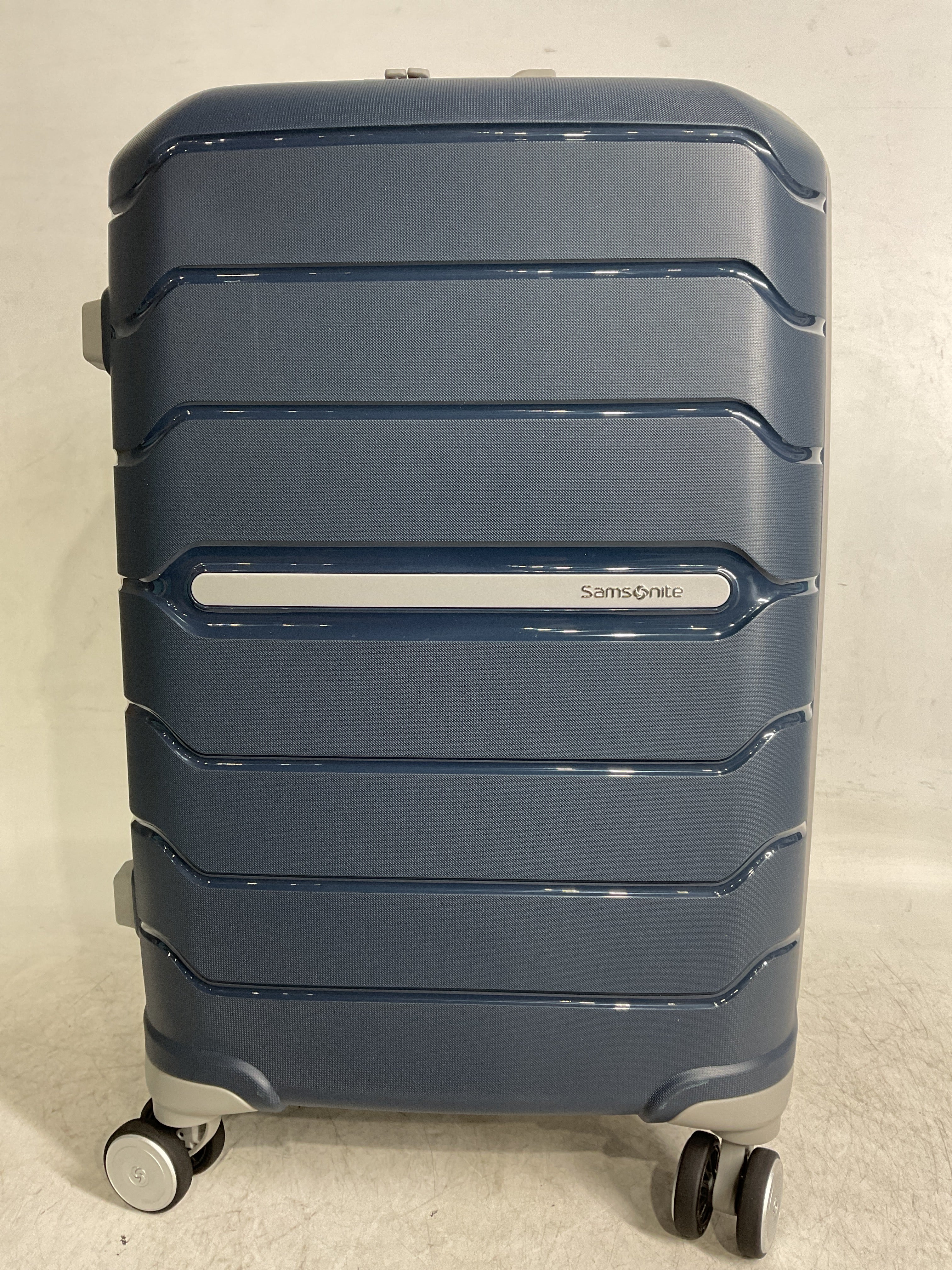 Samsonite Freeform Hardside Expandable with Double Spinner Wheels ( Navy , Carry-On 21-Inch ) Navy Carry On 21 Inch U14