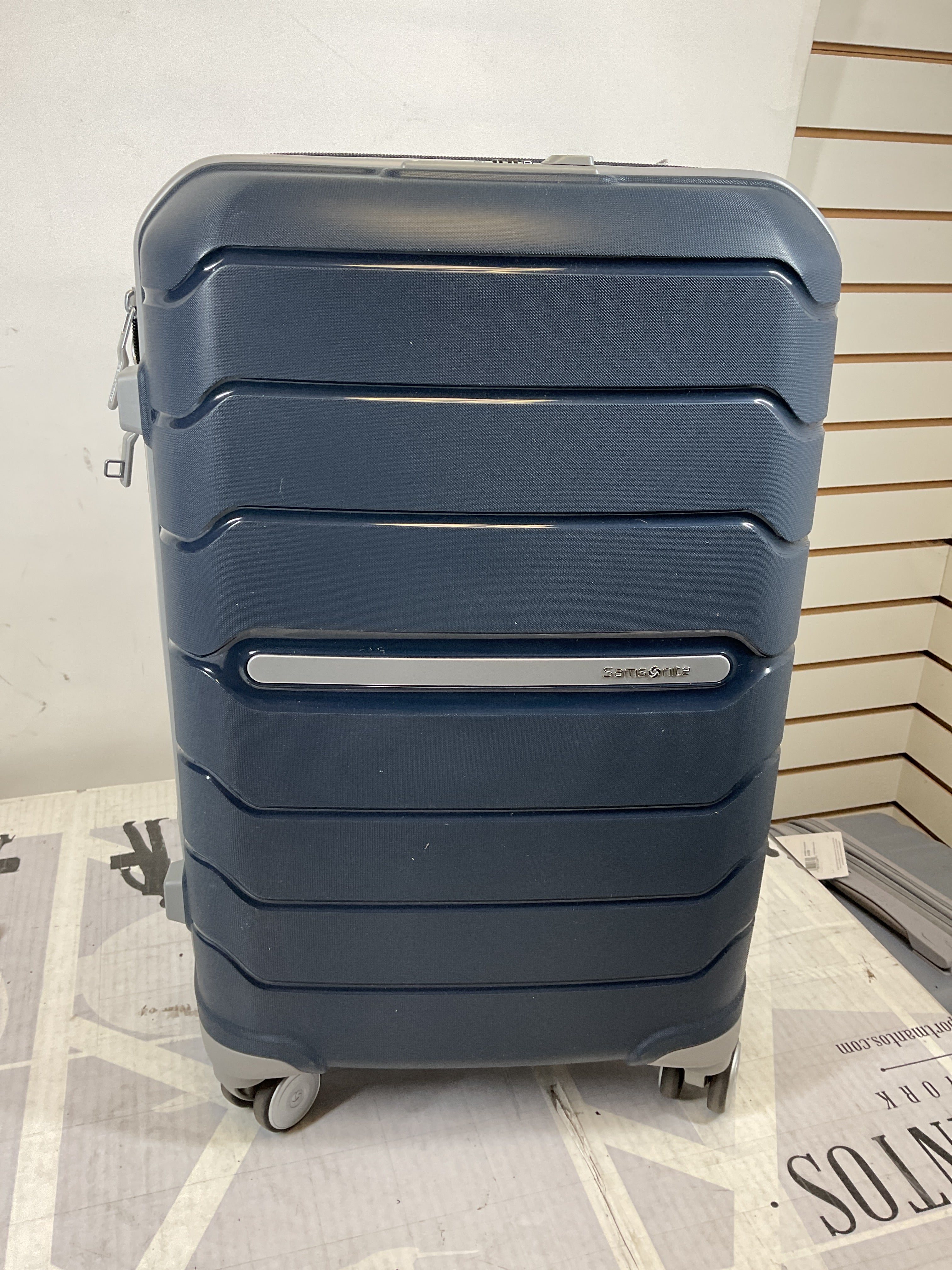 Samsonite Freeform Hardside Expandable with Double Spinner Wheels ( Navy , Carry-on Spinner ) Navy Carry On Spinner U33