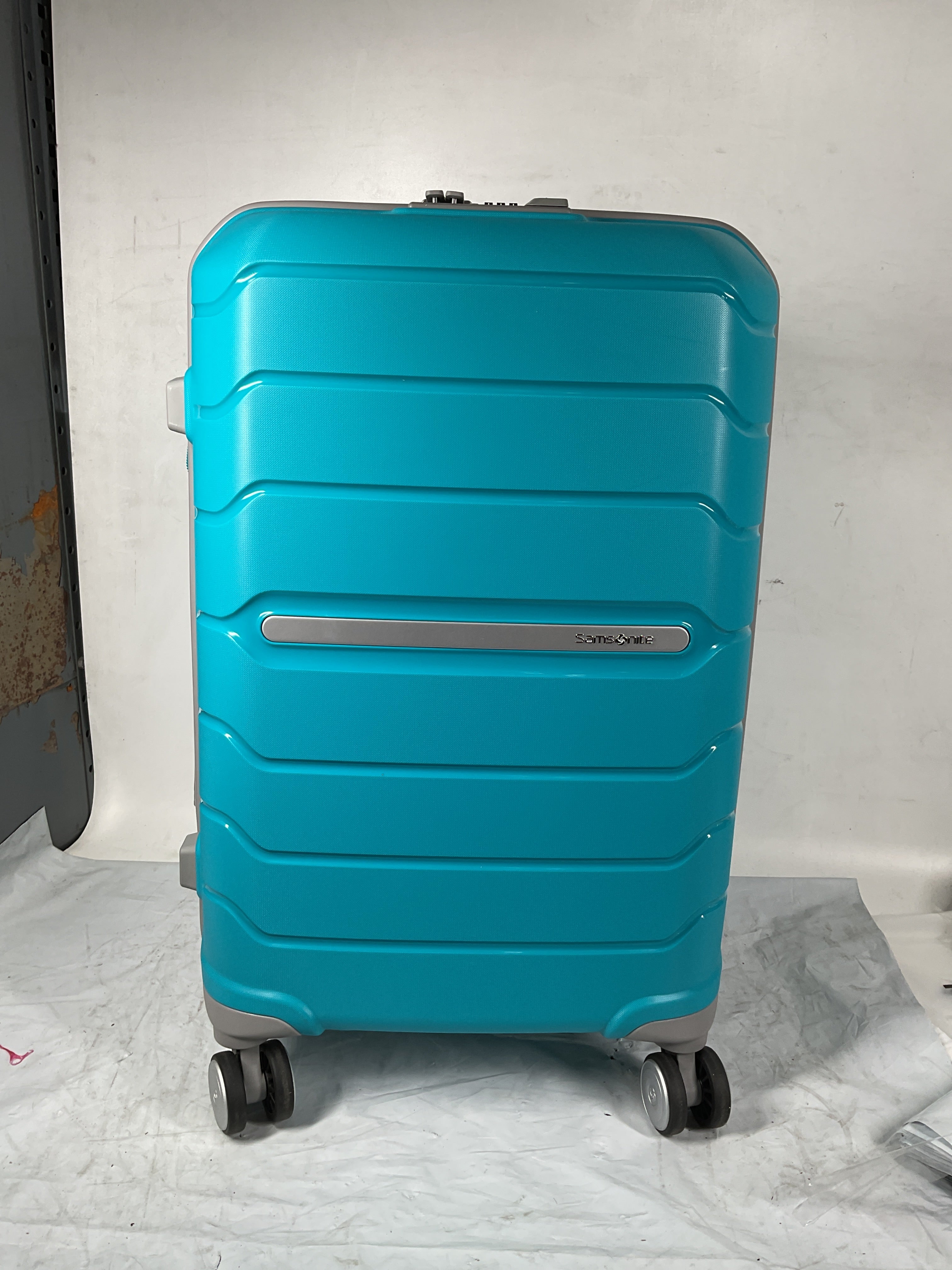 Samsonite Freeform Hardside Expandable with Double Spinner Wheels ( Ocean Blue , Carry-on Spinner ) Ocean Blue Carry On Spinner U10