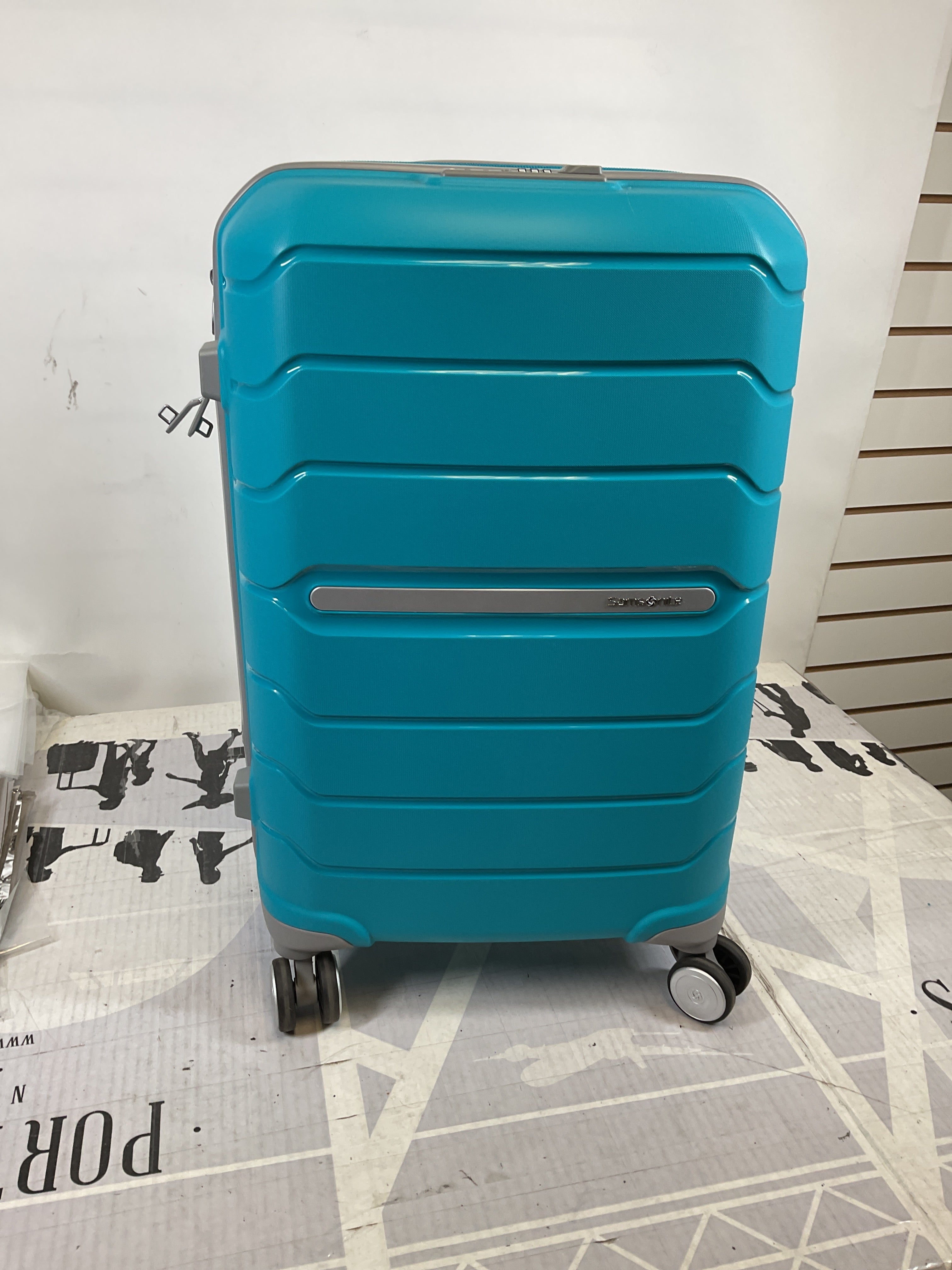 Samsonite Freeform Hardside Expandable with Double Spinner Wheels ( Ocean Blue , Carry-on Spinner ) Ocean Blue Carry On Spinner U12