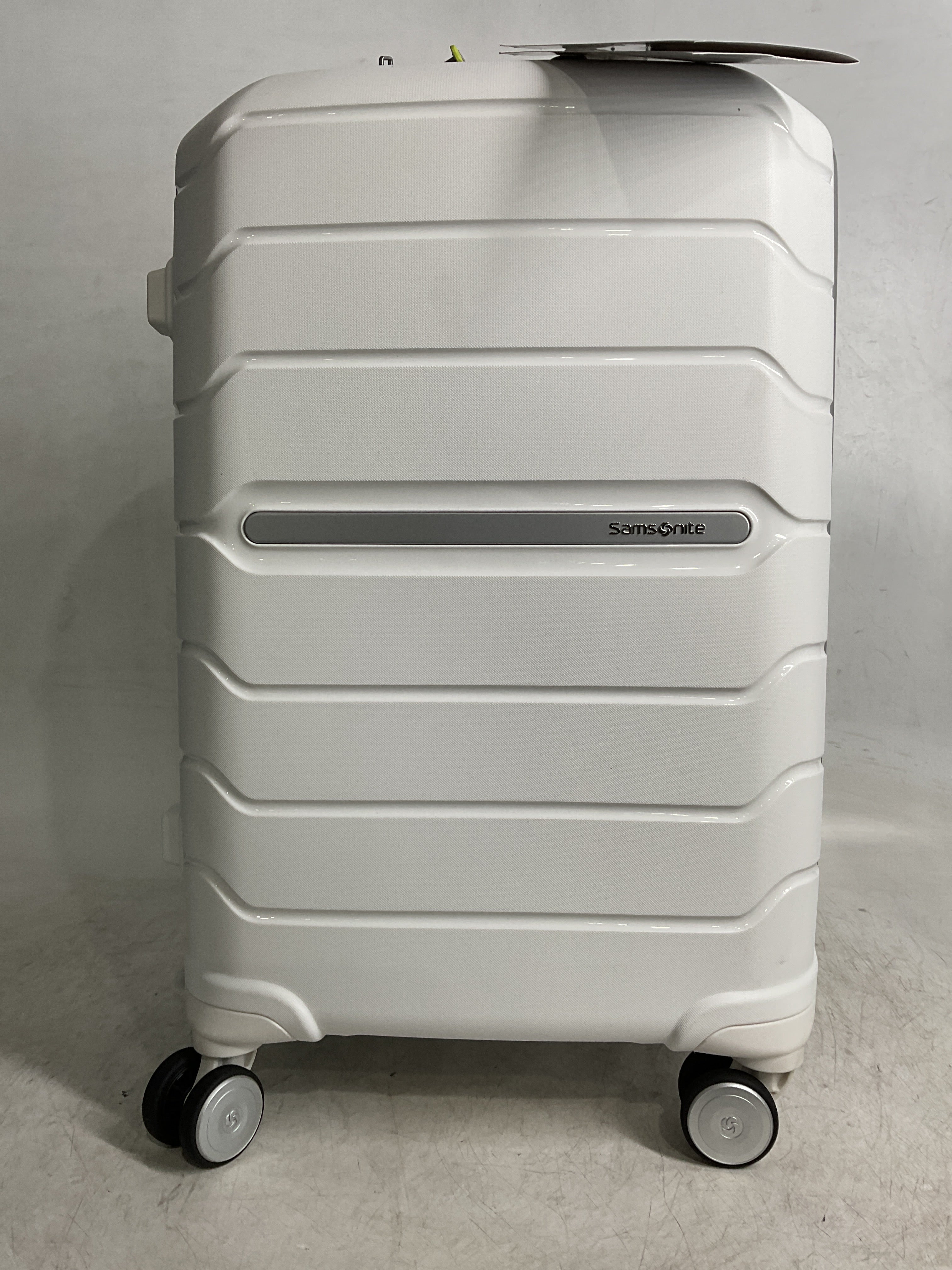 Samsonite Freeform Hardside Expandable with Double Spinner Wheels ( White/Grey , Carry-On 21-Inch ) White/Grey Carry On 21 Inch U6