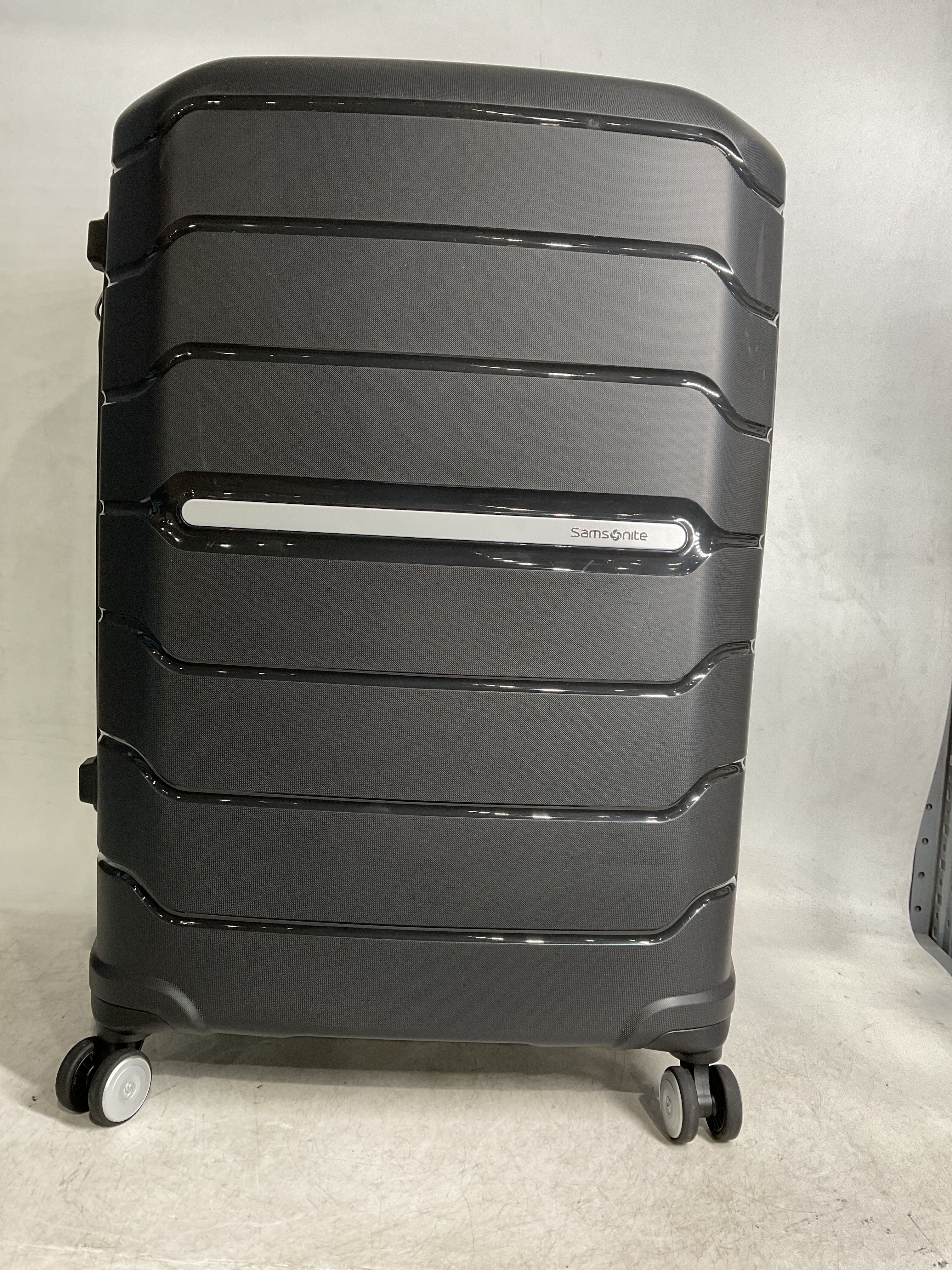 Samsonite Freeform Hardside Expandable with Double Spinner Wheels ( Black , Checked-Large 28-Inch ) Black Checked Large 28 Inch U18