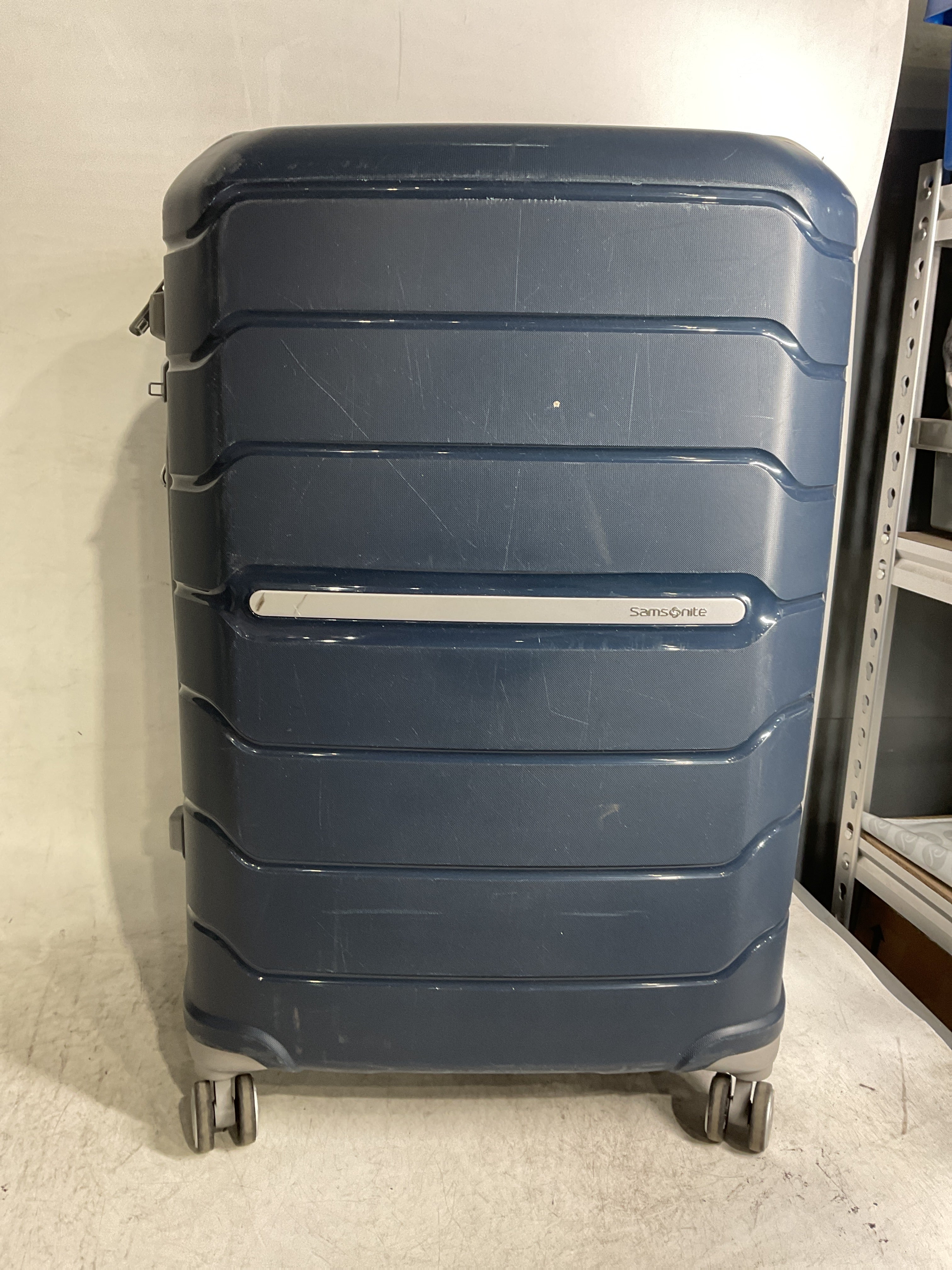 Samsonite Freeform Hardside Expandable with Double Spinner Wheels ( Navy , Checked-Large 28-Inch ) Navy Checked Large 28 Inch U10