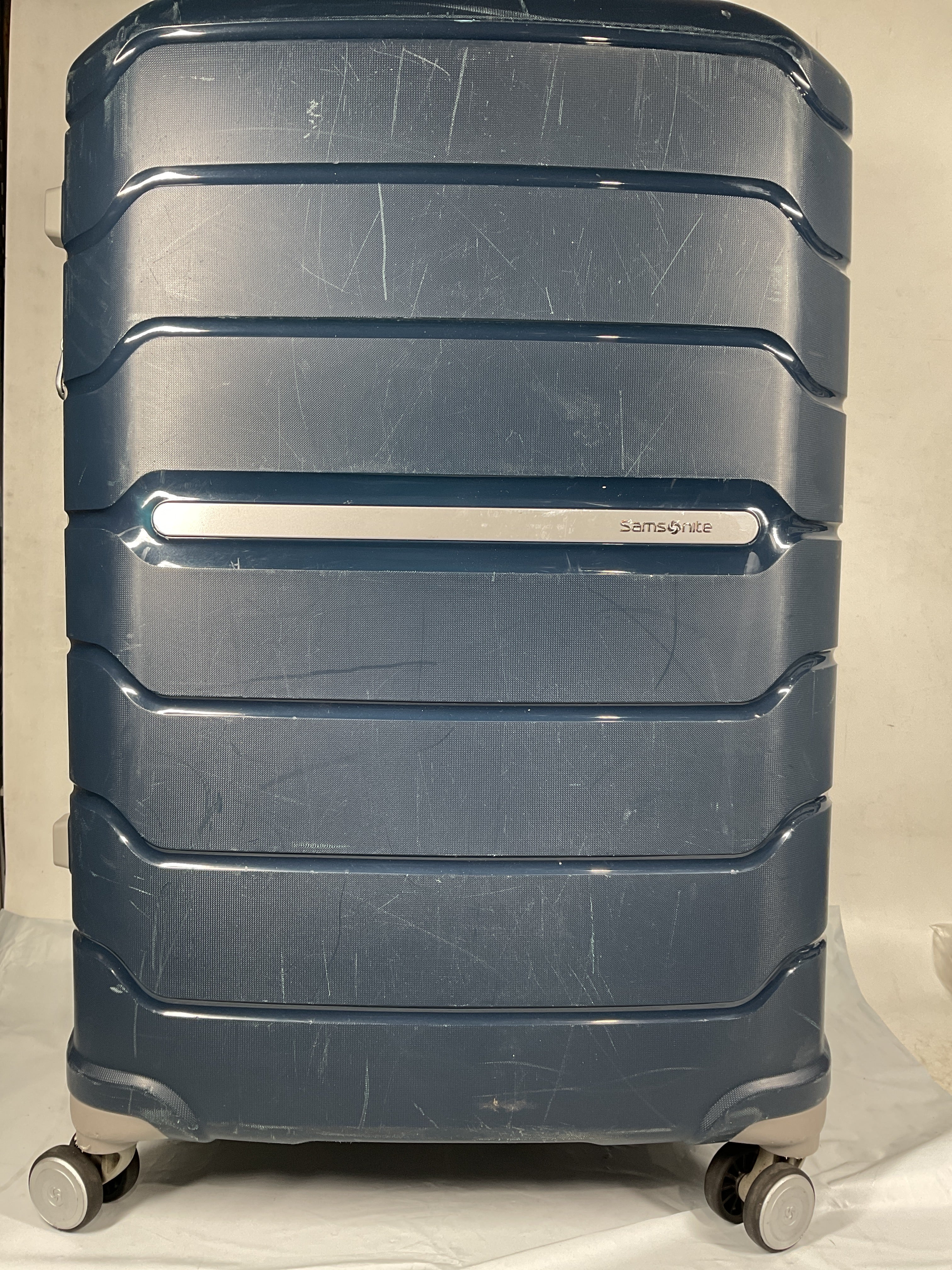 Samsonite Freeform Hardside Expandable with Double Spinner Wheels ( Navy , Checked-Large 28-Inch ) Navy Checked Large 28 Inch U26