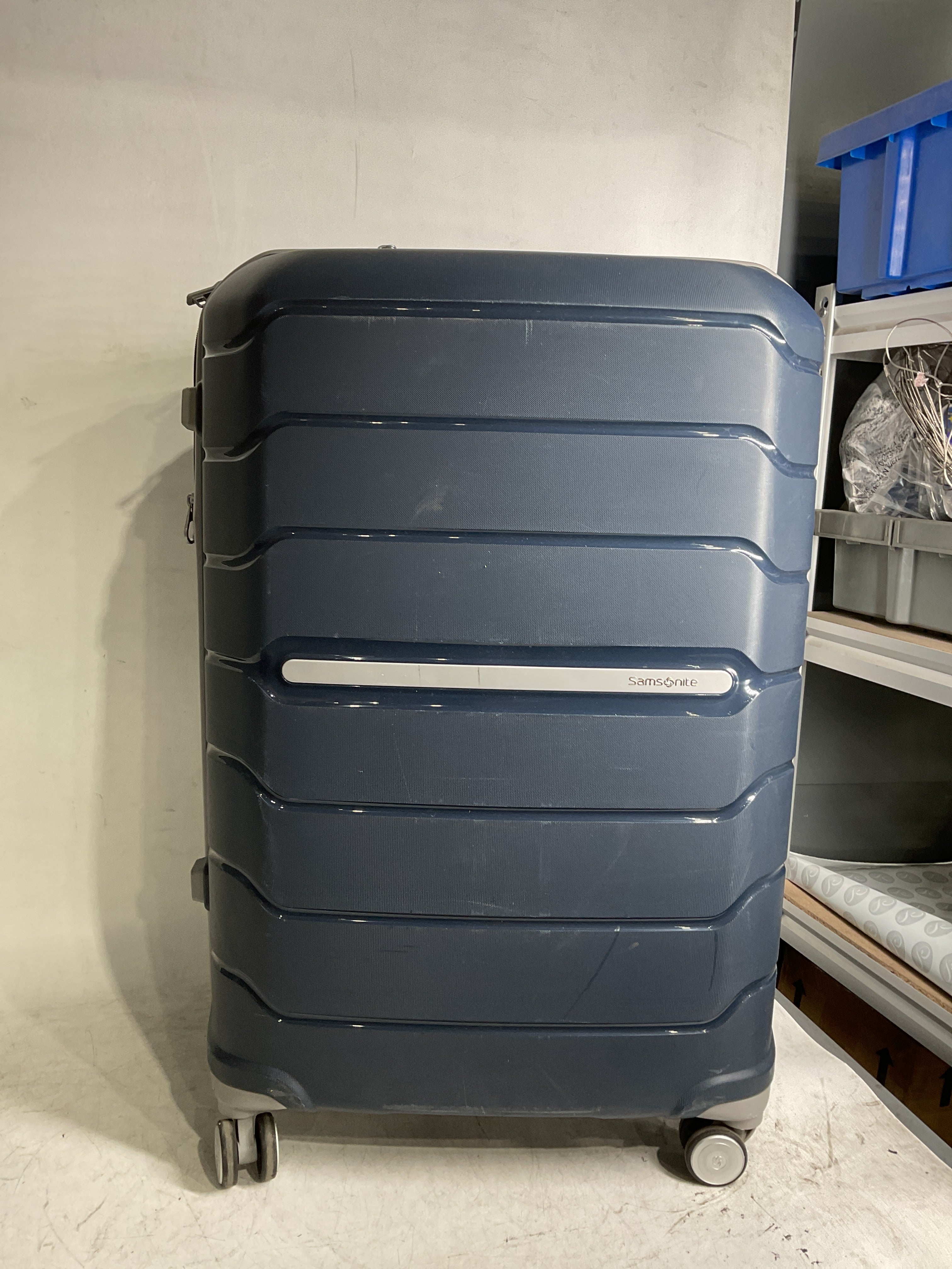 Samsonite Freeform Hardside Expandable with Double Spinner Wheels ( Navy , Checked-Large 28-Inch ) Navy Checked Large 28 Inch U8
