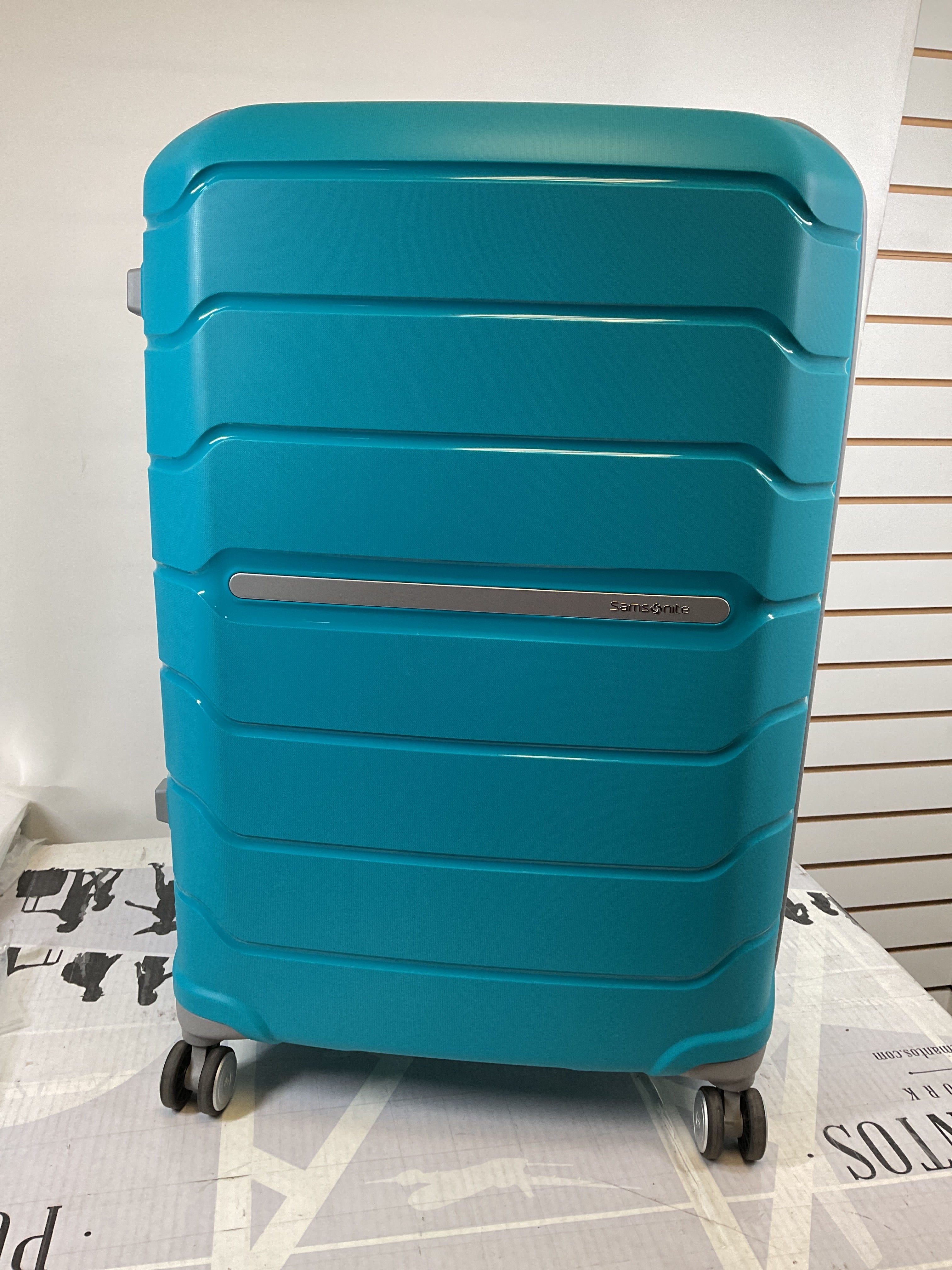 Samsonite Freeform Hardside Expandable with Double Spinner Wheels ( Ocean Blue , Checked-Large Spinner ) Ocean Blue Checked Large Spinner U9