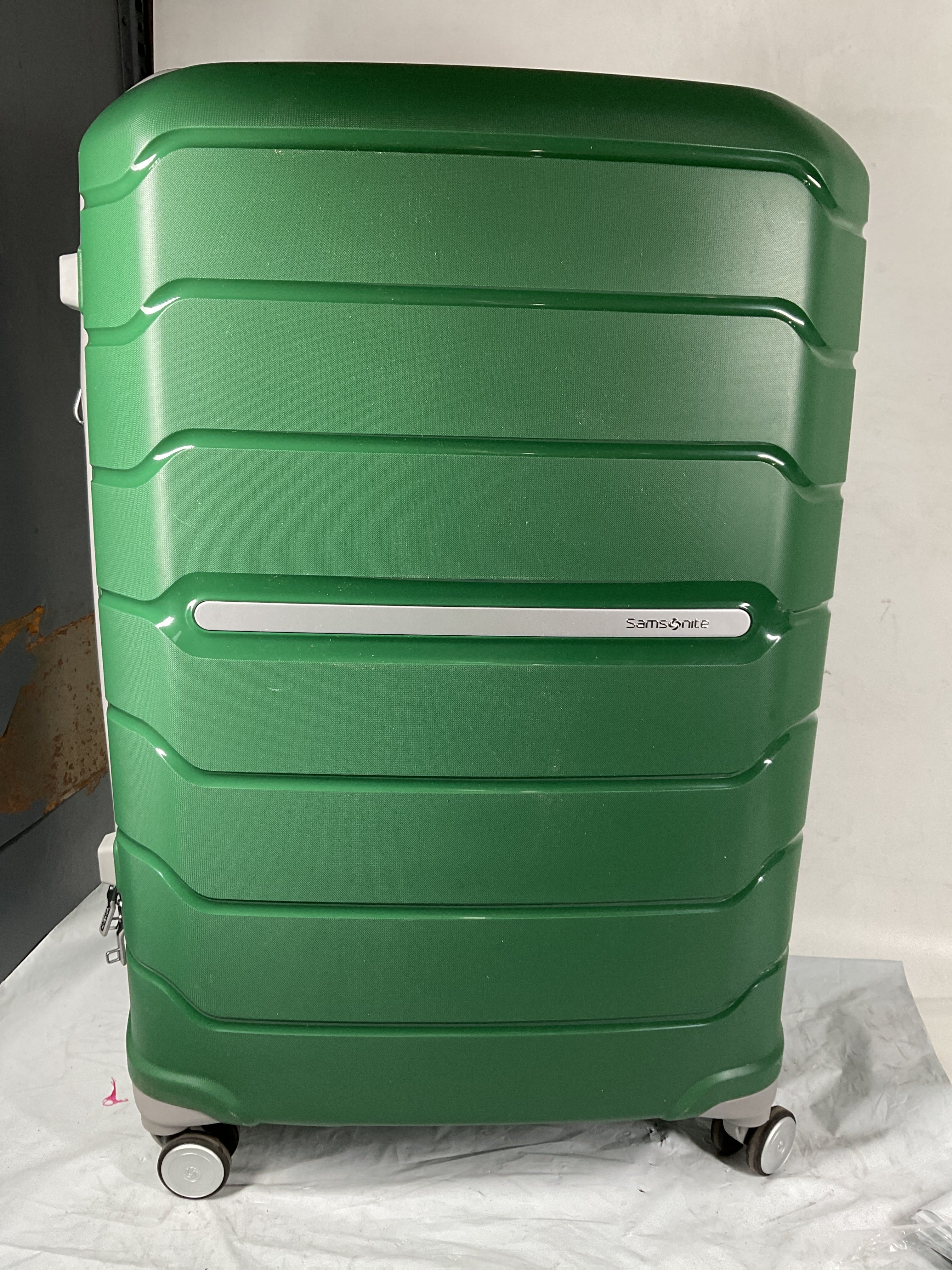 Samsonite Freeform Hardside Expandable with Double Spinner Wheels ( Pine Green , Checked-Large Spinner ) Pine Green Checked Large Spinner U8