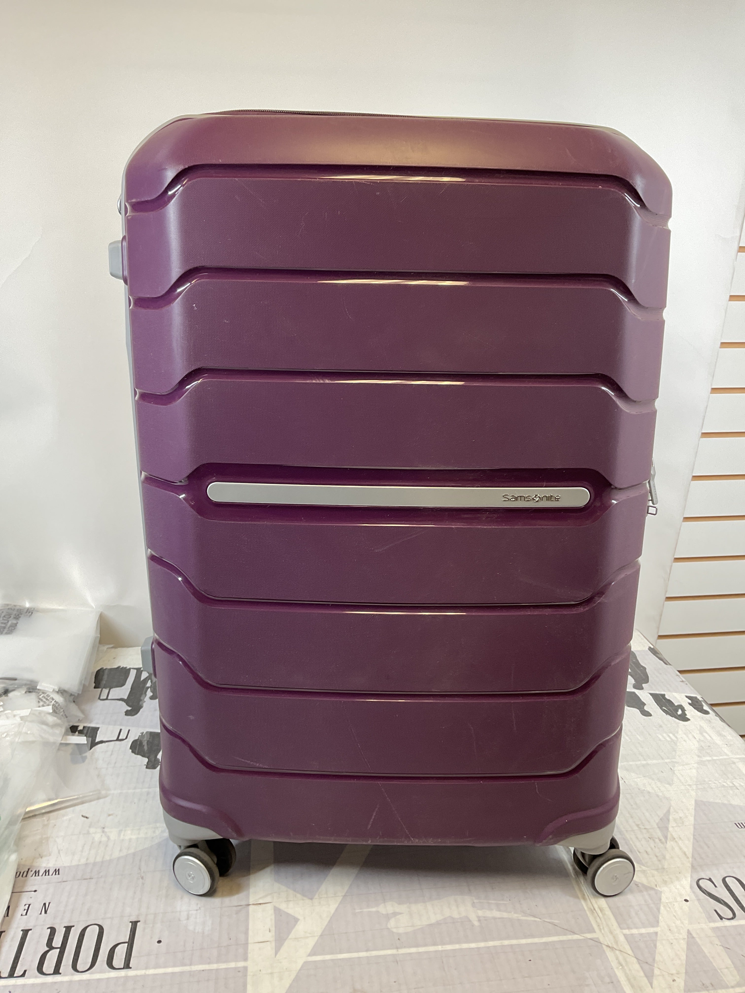Samsonite Freeform Hardside Expandable with Double Spinner Wheels ( Amethyst Purple , Checked-Large Spinner ) Amethyst Purple Checked Large Spinner U22