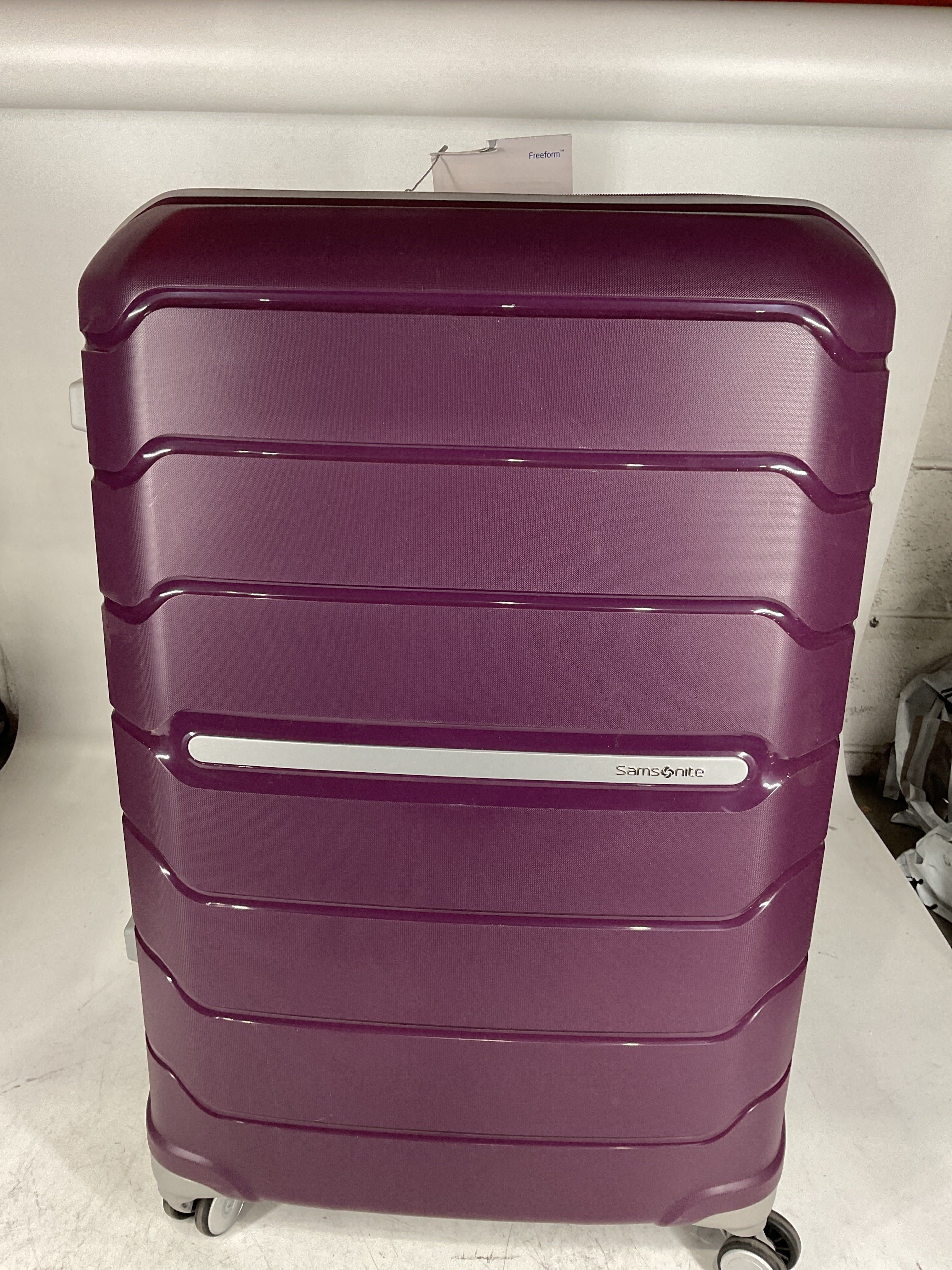 Samsonite Freeform Hardside 28-Inch Spinner U7