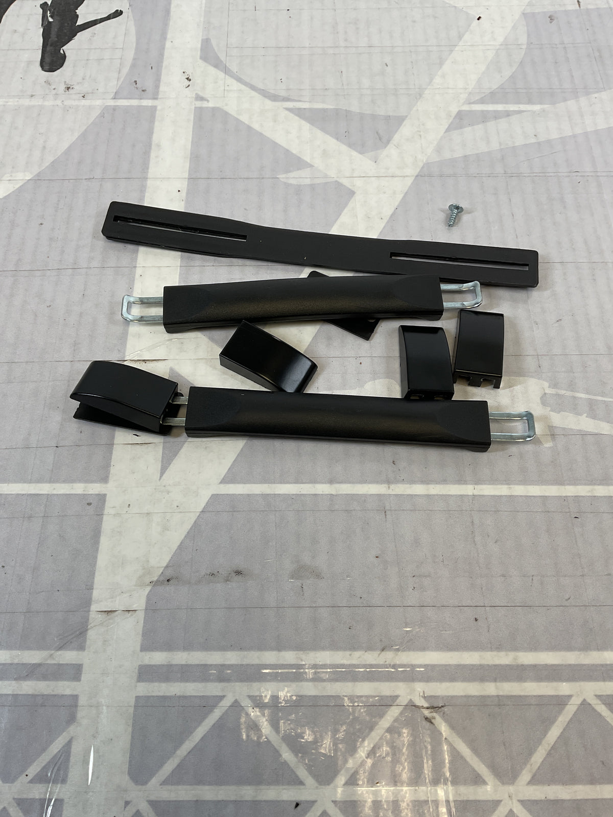 Samsonite Winfield 2 Set of Handles U31