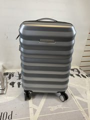 Samsonite 21 in Carry On Luggage U10
