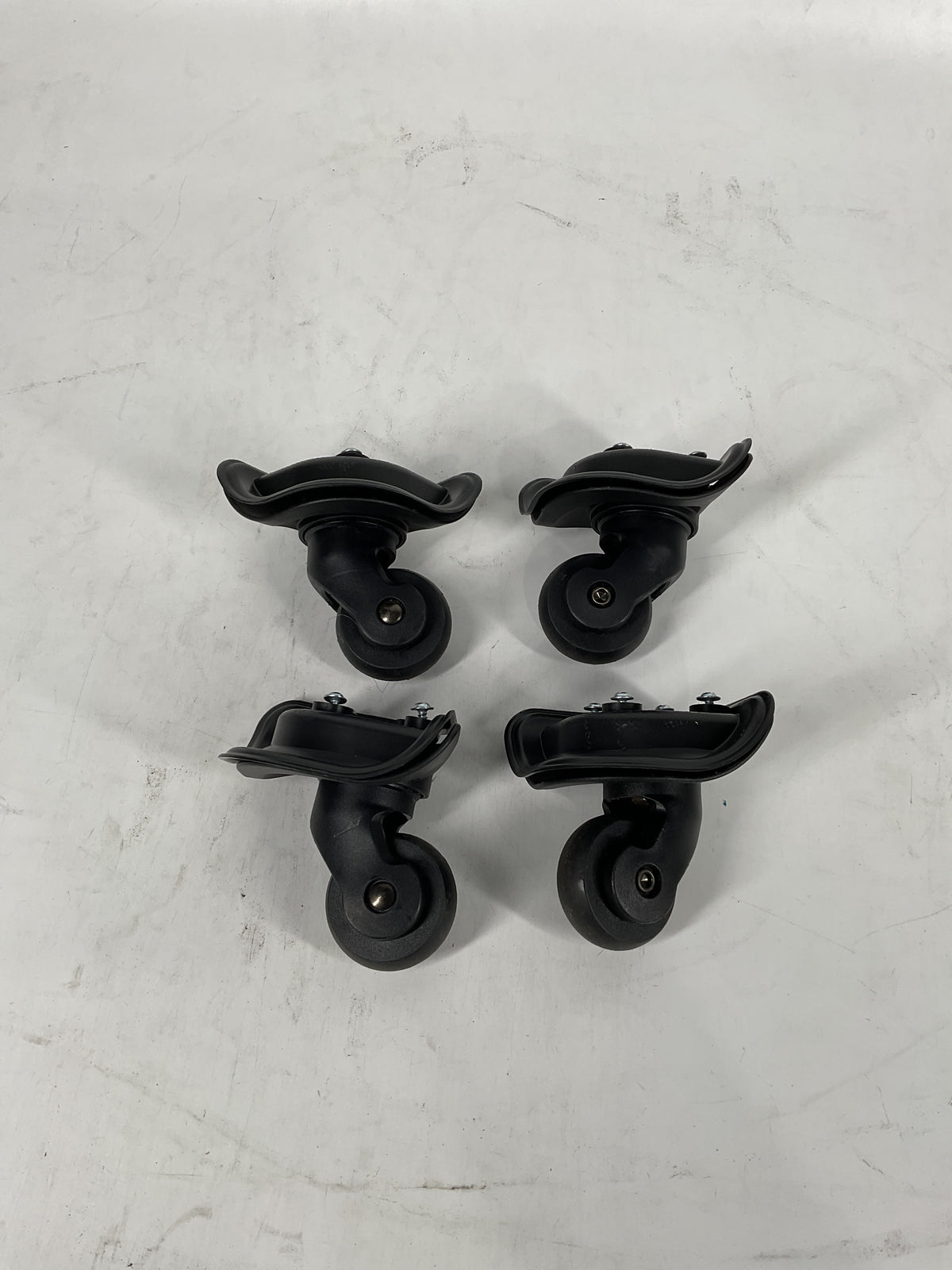 Samsonite Winfield 2 Medium Set of 4 Wheels U50