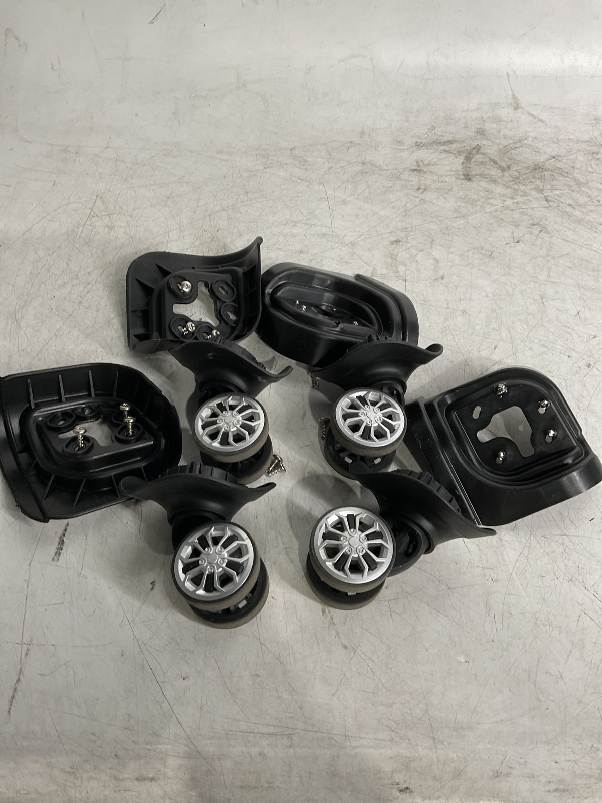 Samsonite Centric 2 Large Set of 4 Wheels U69
