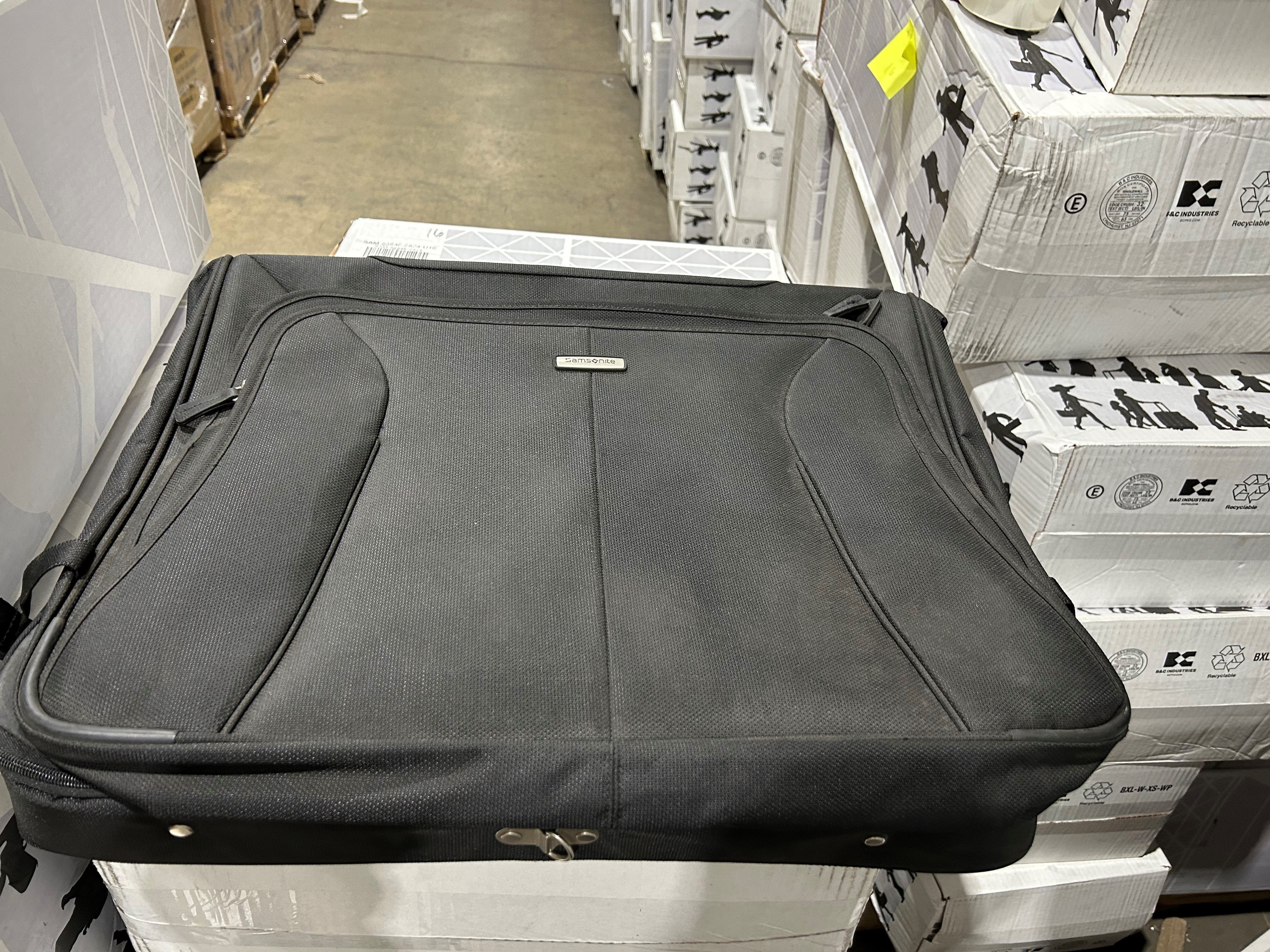 Samsonite Hyperspace XLT Ultra Valet Garment Bag U2