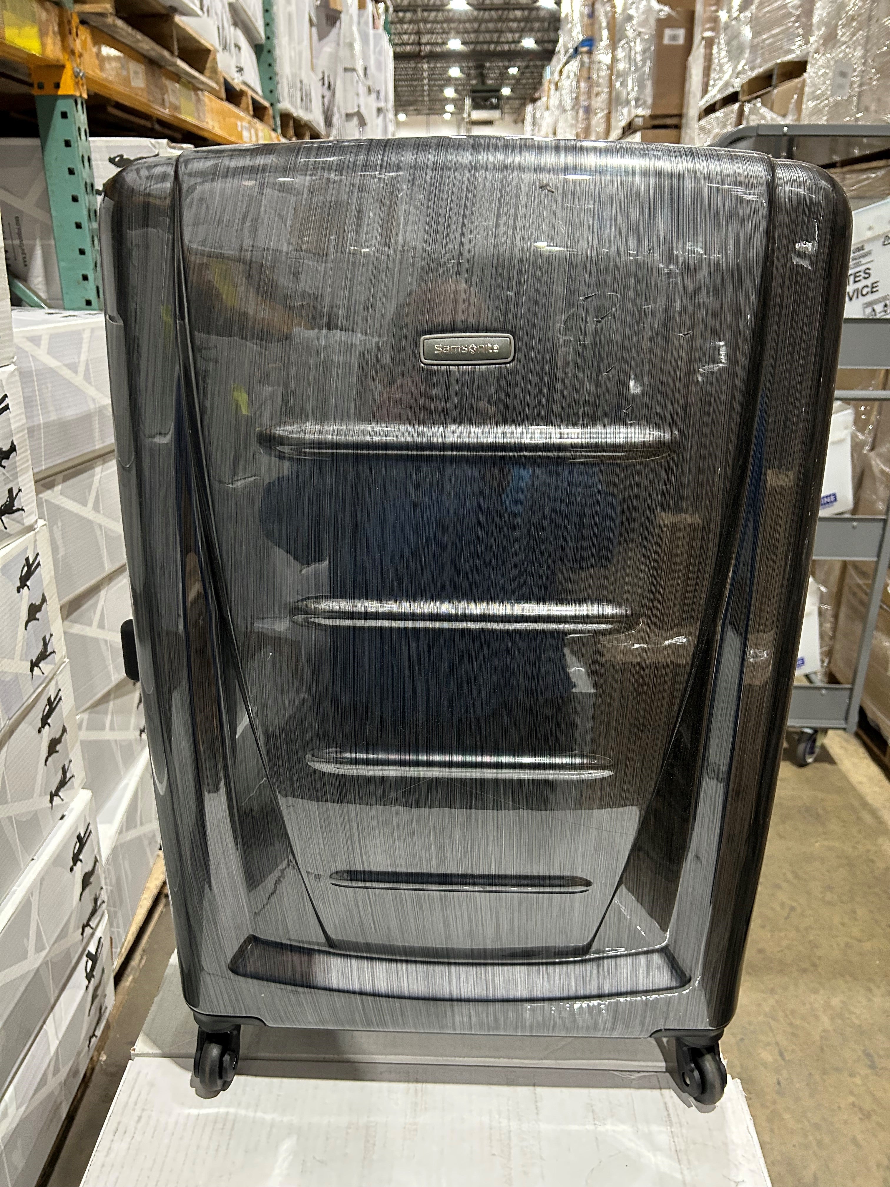 Samsonite Winfield 2 Hardside Luggage with Spinner Wheels U17