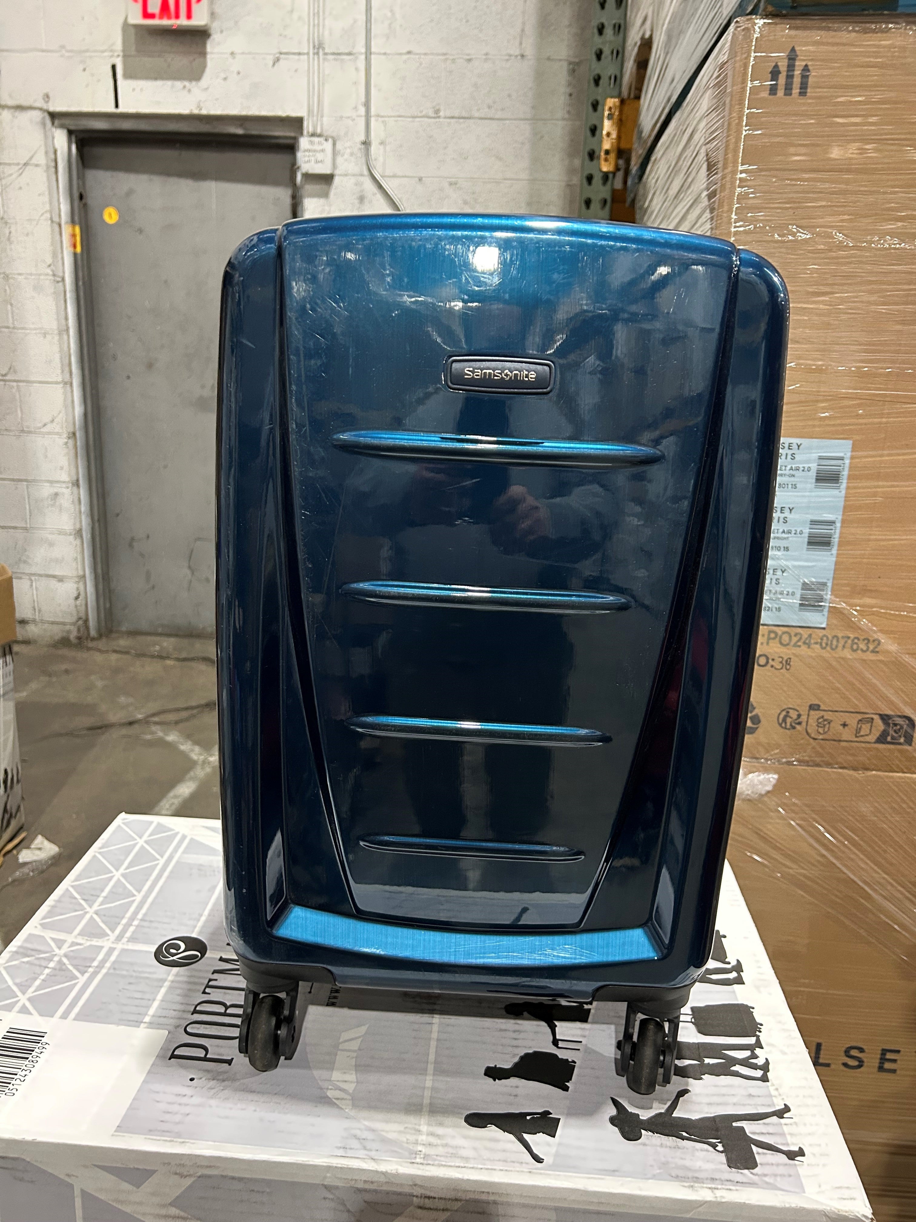 Samsonite Winfield 2 Hardside Luggage with Spinner Wheels U5