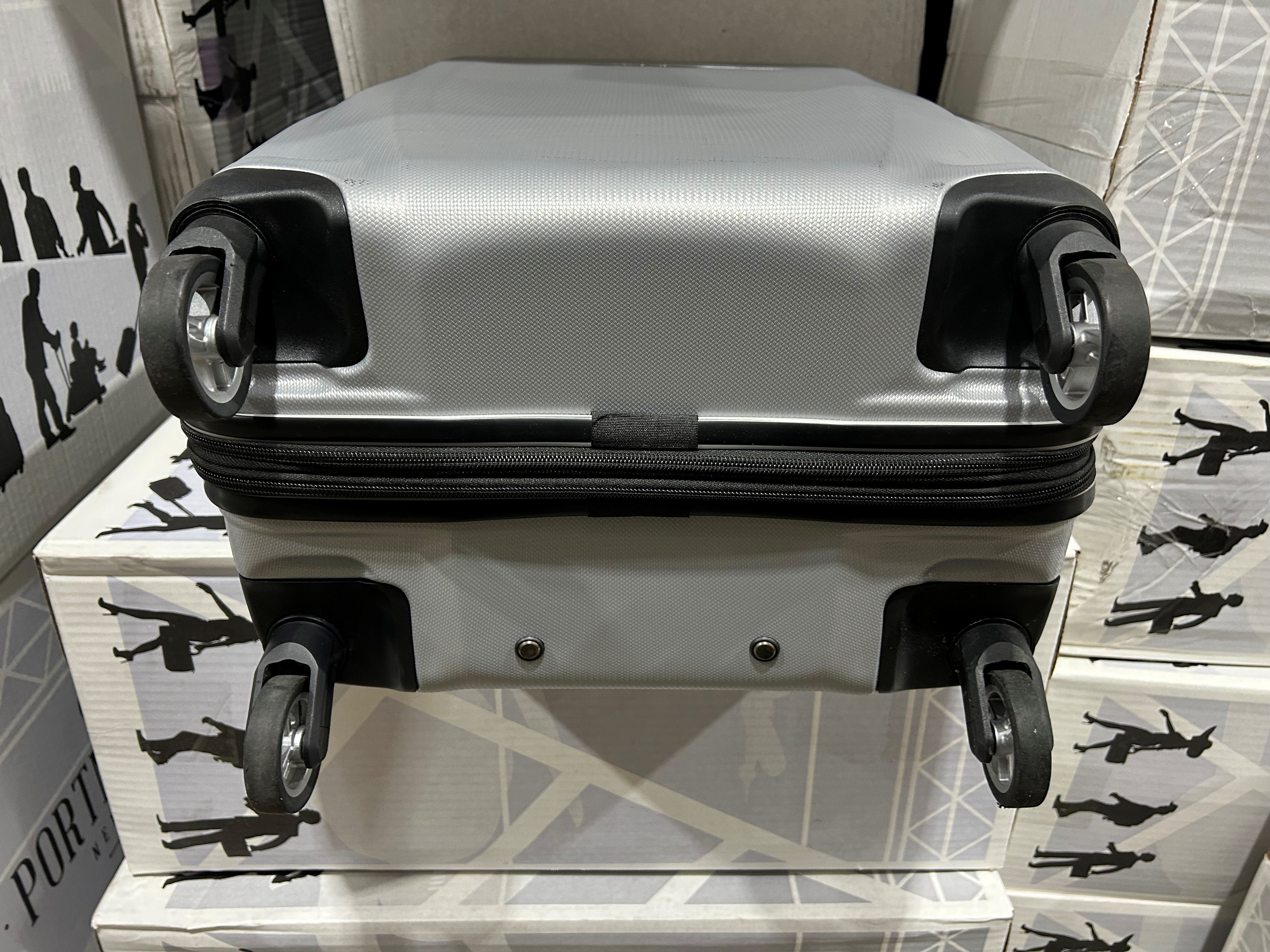 Samsonite Winfield 3 DLX Spinner U3