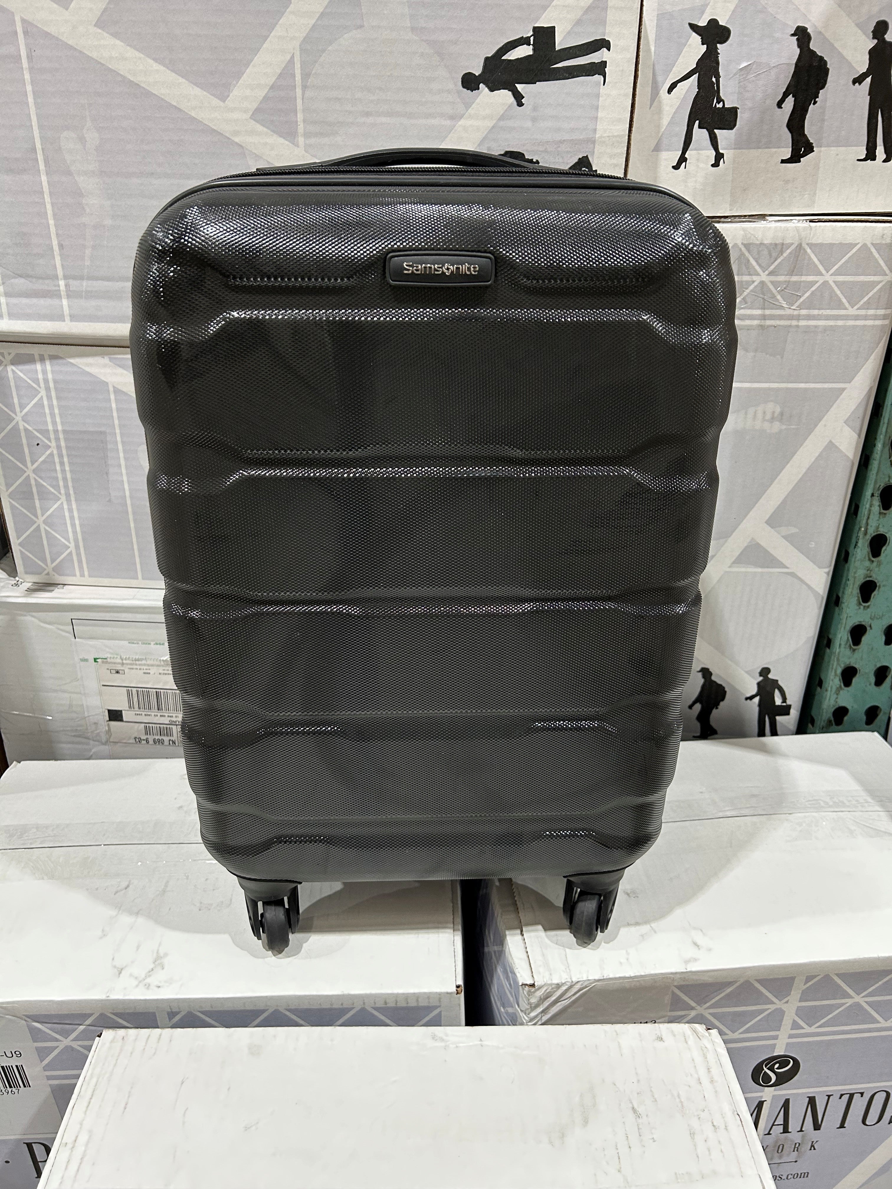 Samsonite Omni Pc Hardside Expandable Luggage with Spinner Wheels U10