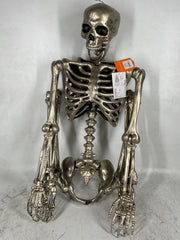 Full Figure Skeleton U1