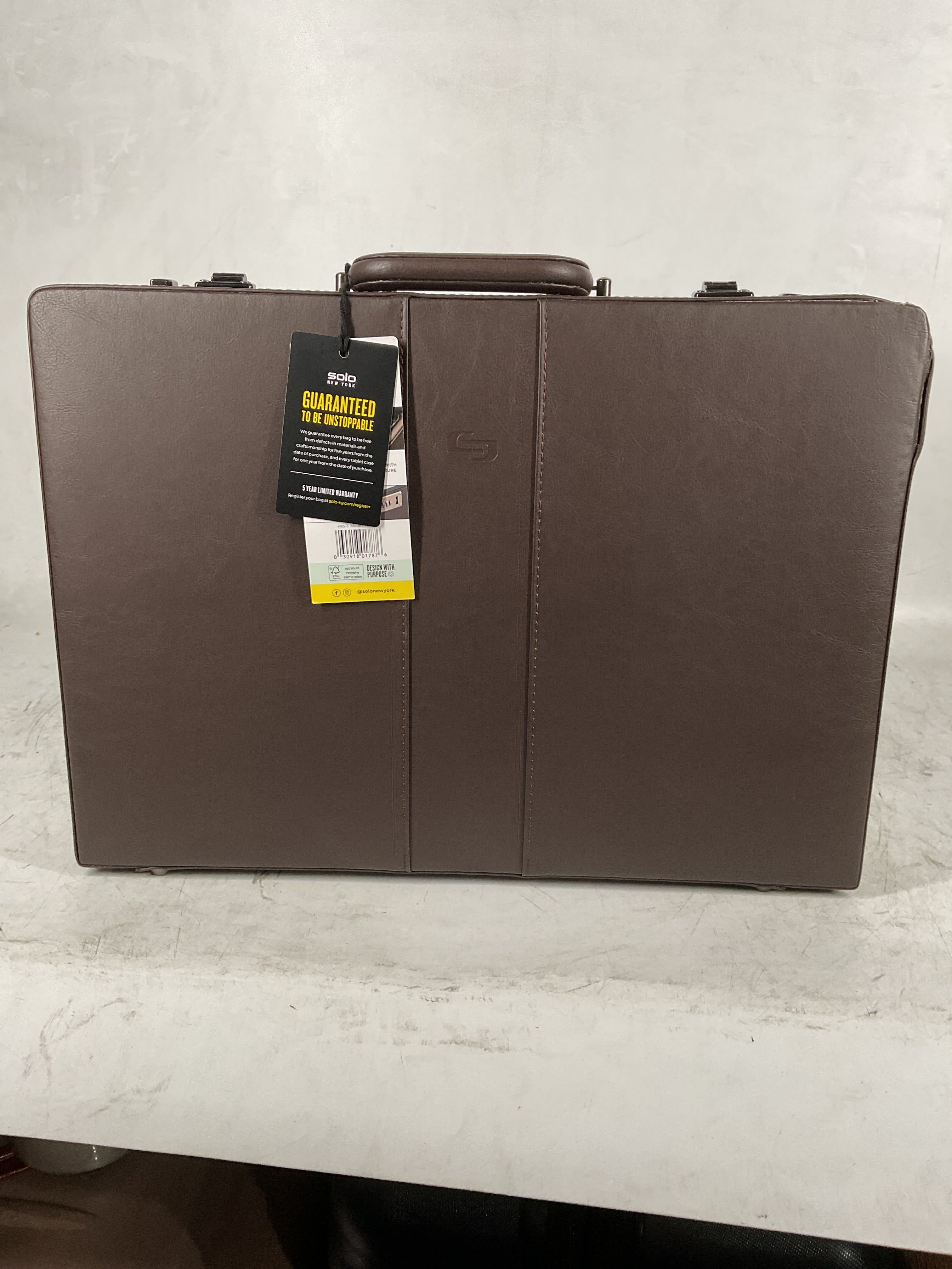 Solo New York Grand Central Attaché Briefcase with Main Compartment, Organizer Section, File Pocket & Dual Combination Locks ( Espresso , One Size ) Espresso One Size U1